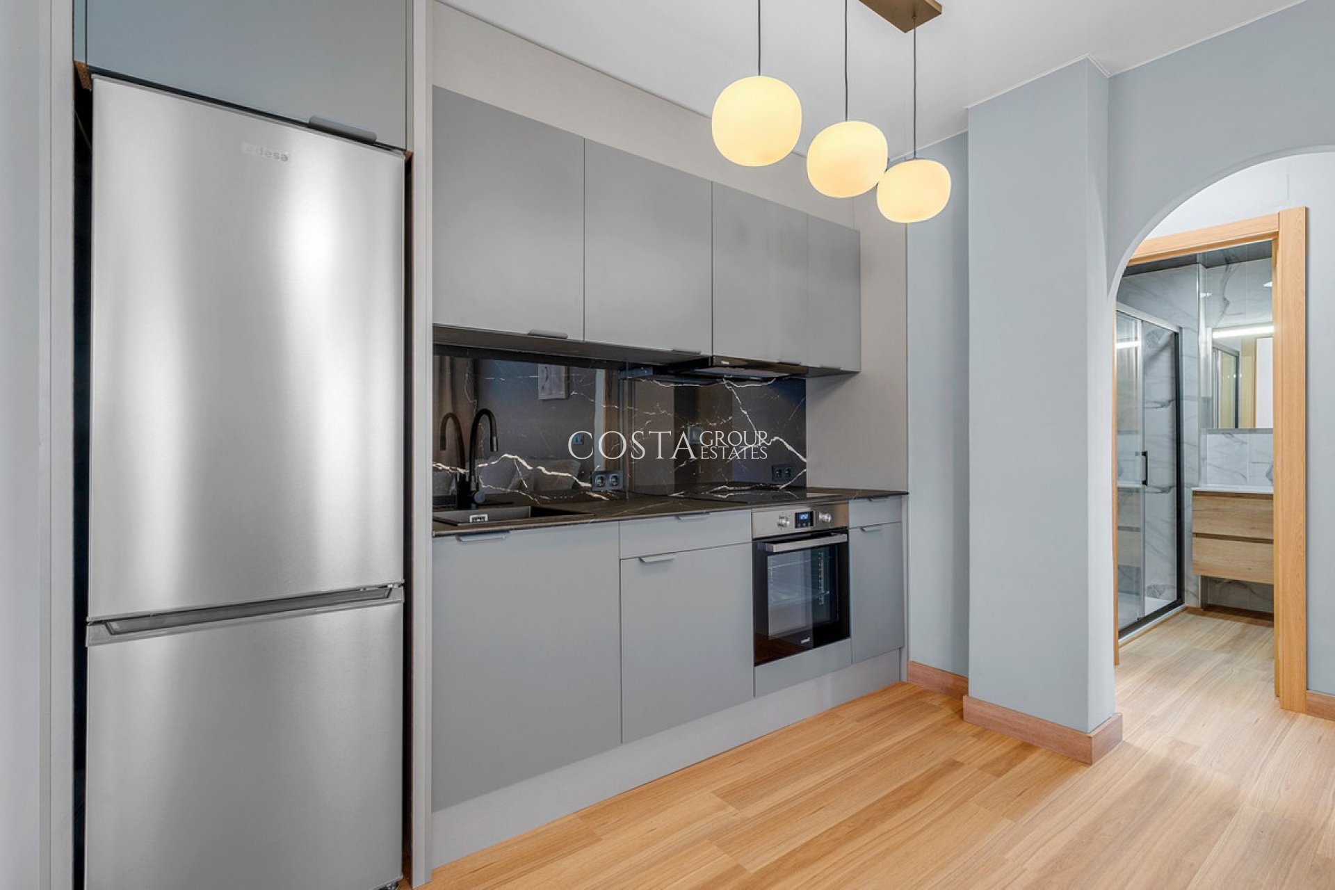 Resale - Apartments -
Orihuela - Orihuela Costa