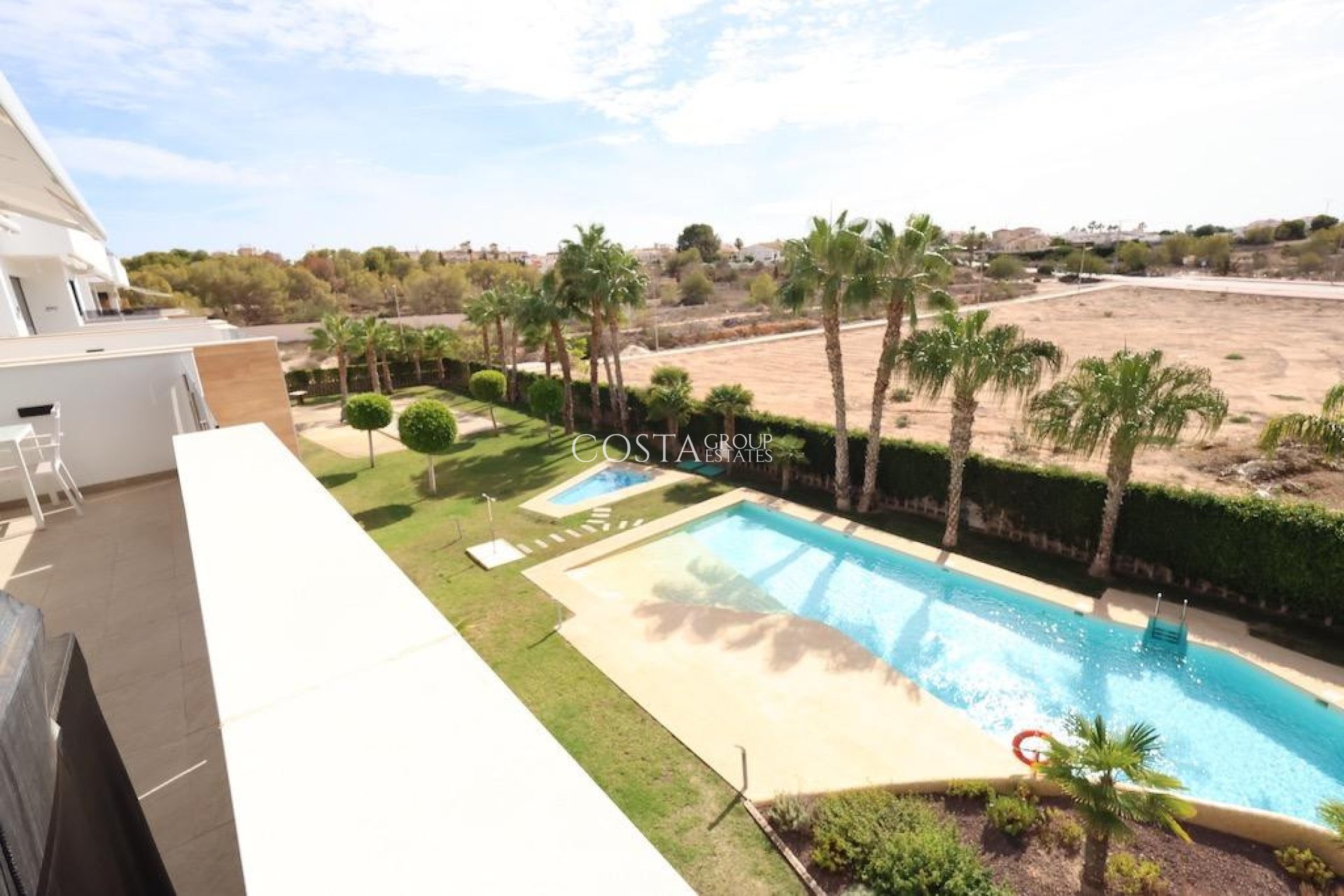 Resale - Apartments -
Orihuela - Orihuela Costa