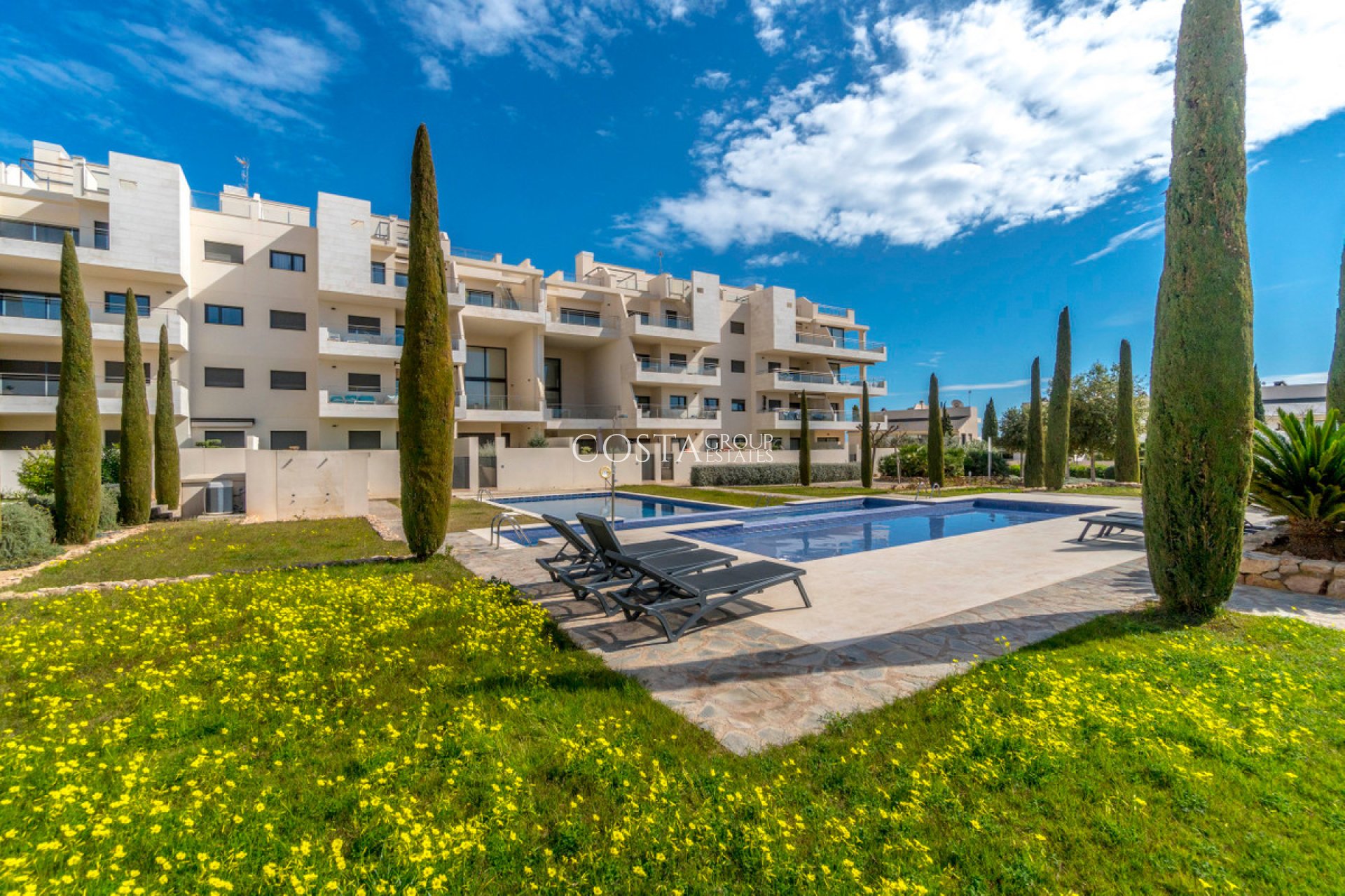 Resale - Apartments -
Orihuela - Orihuela Costa