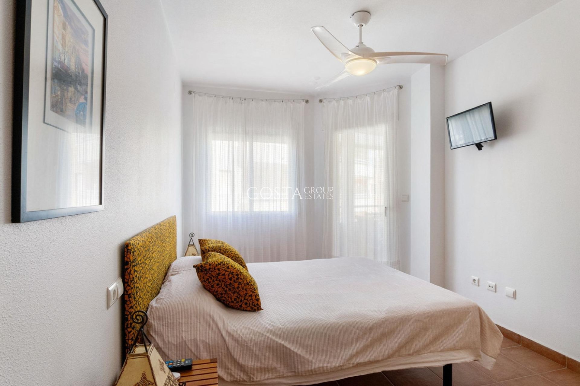 Resale - Apartments -
Orihuela - Orihuela Costa