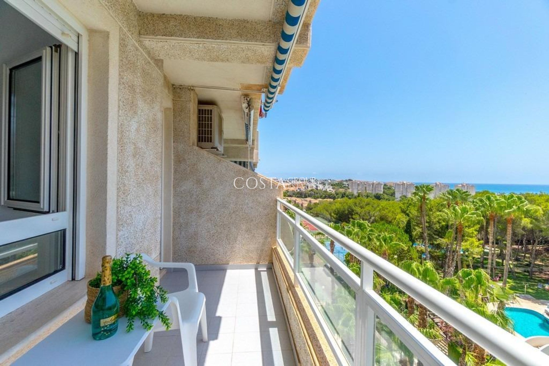 Resale - Apartments -
Orihuela - Orihuela Costa