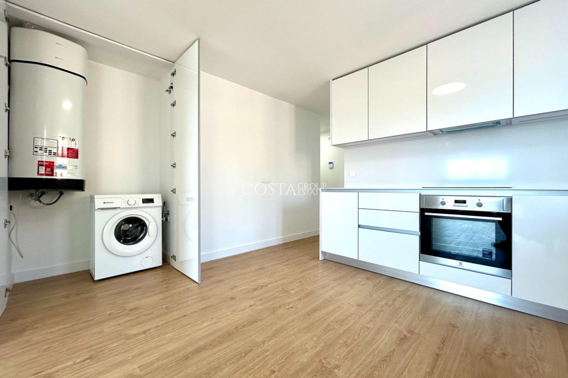 Resale - Apartments -
Orihuela - Orihuela Costa