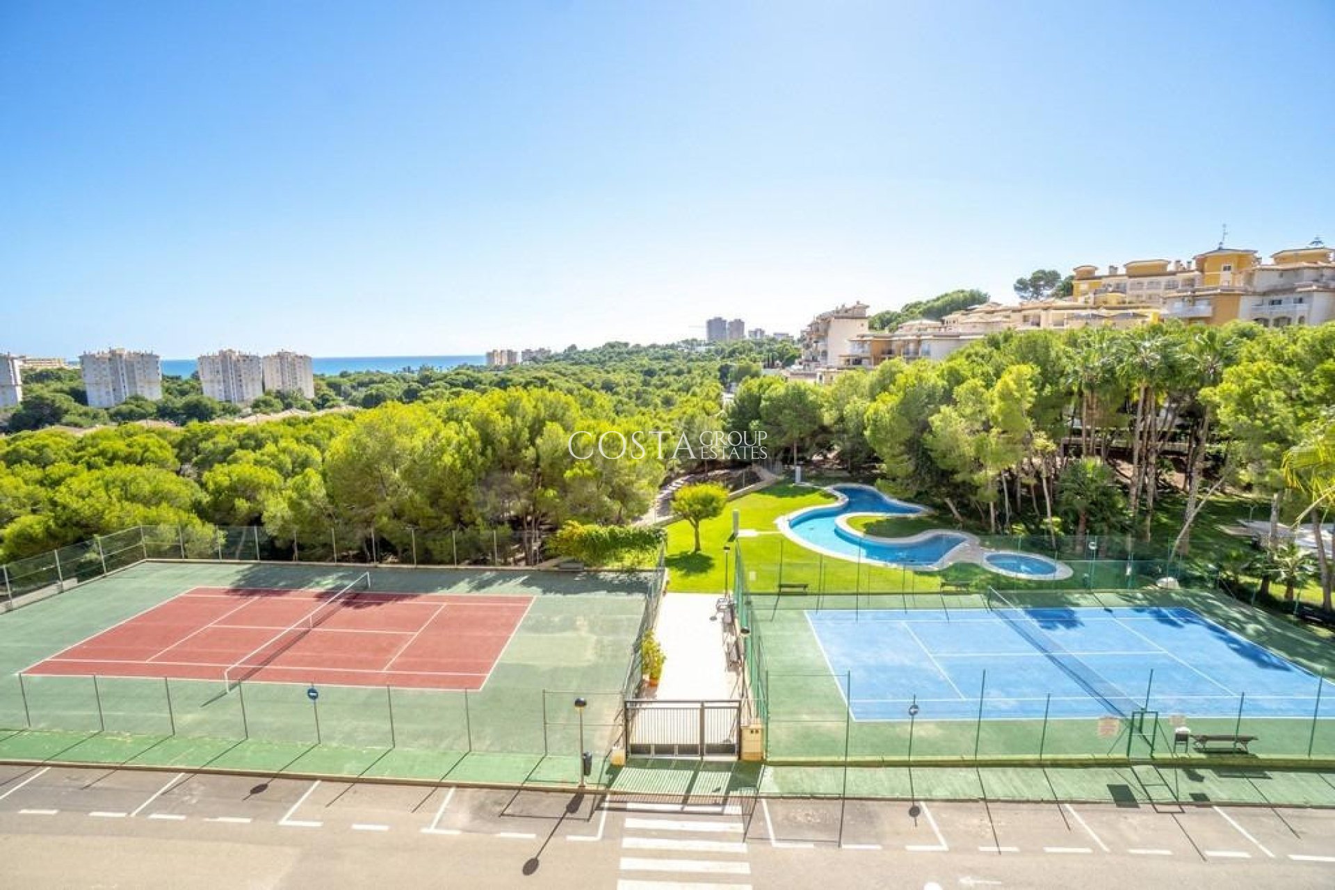 Resale - Apartments -
Orihuela - Orihuela Costa