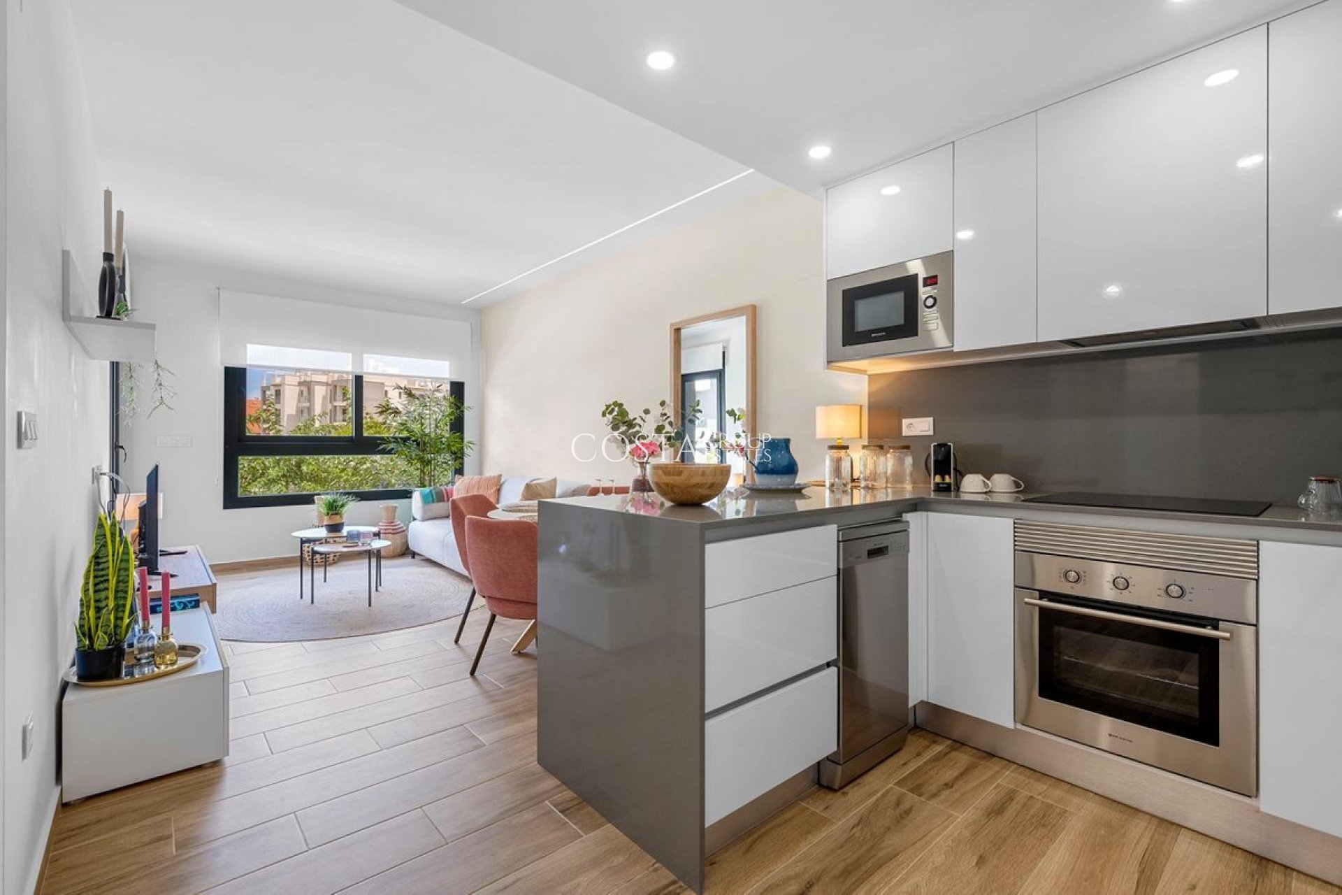 Resale - Apartments -
Orihuela - Orihuela Costa