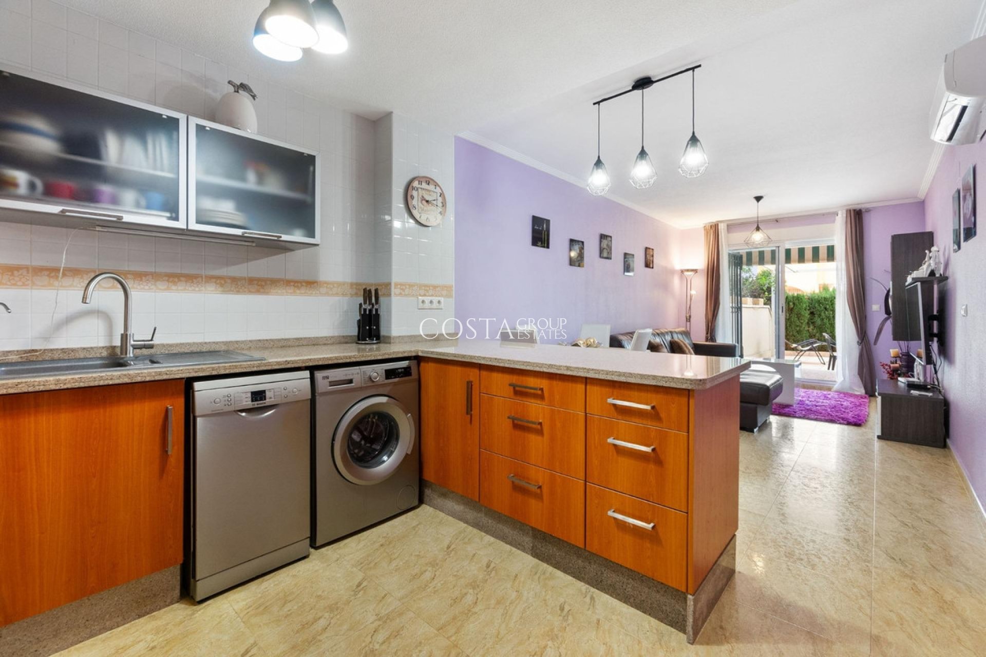 Resale - Apartments -
Orihuela - Orihuela Costa