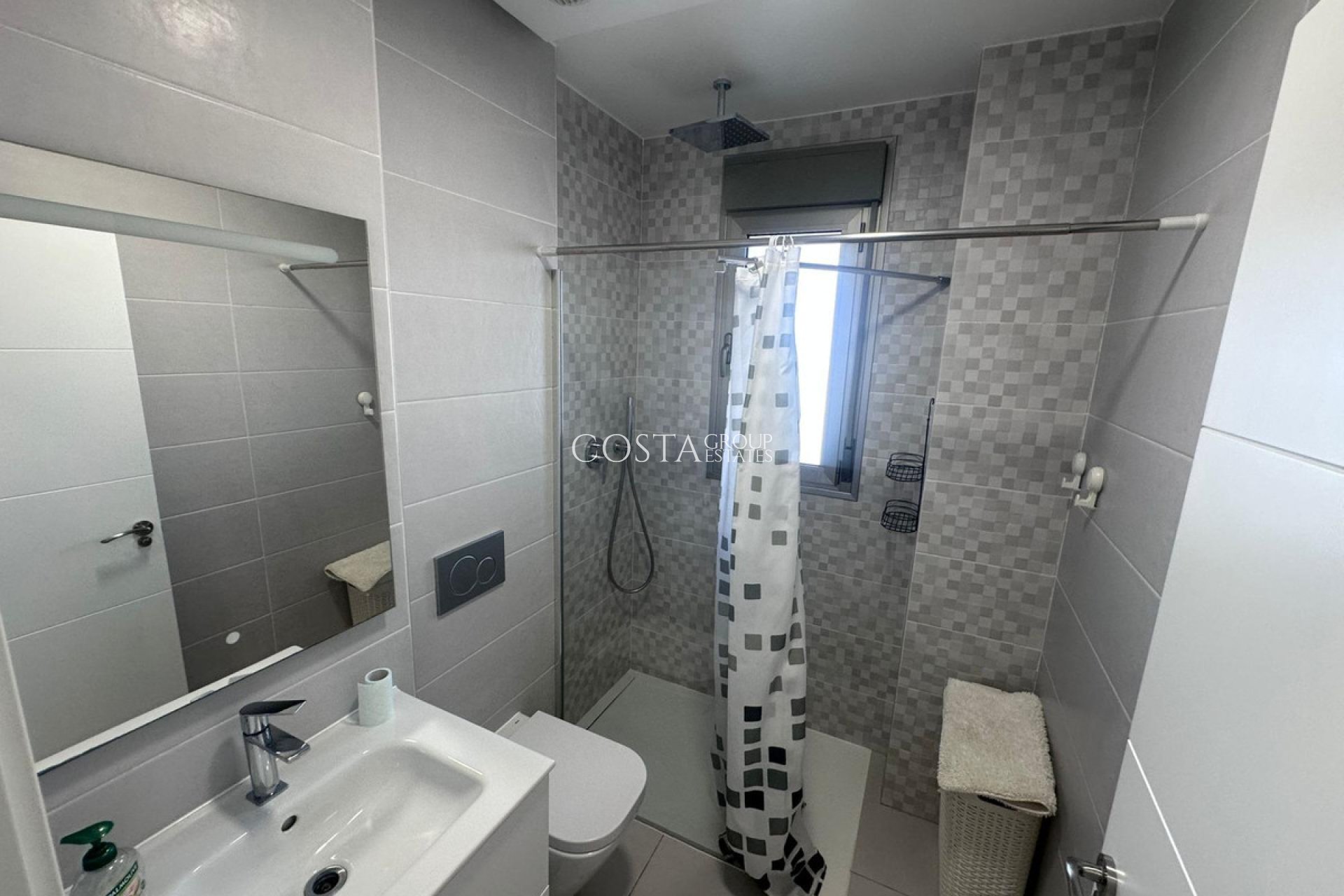 Resale - Apartments -
Orihuela - Orihuela Costa