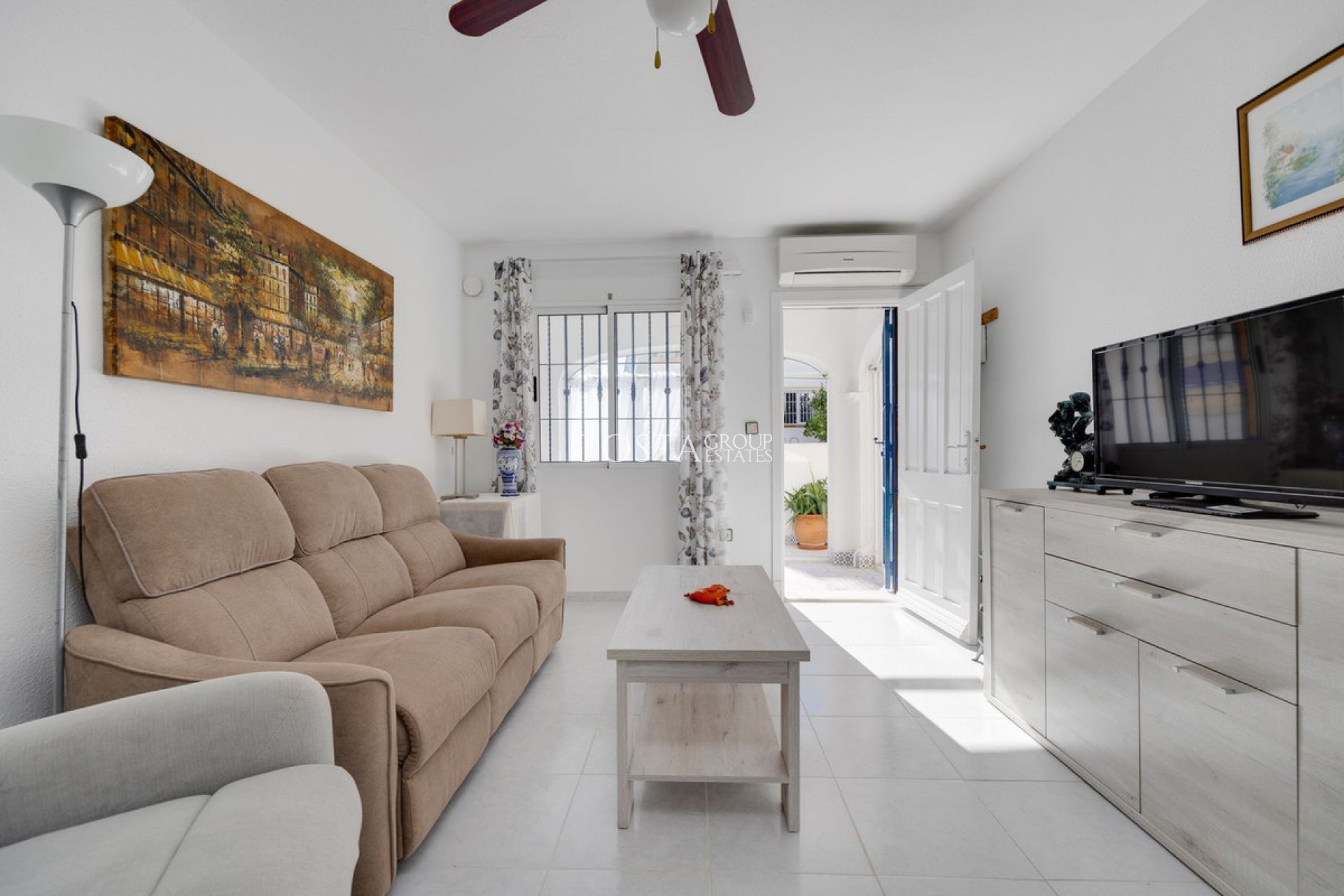 Resale - Apartments -
Orihuela - Orihuela Costa