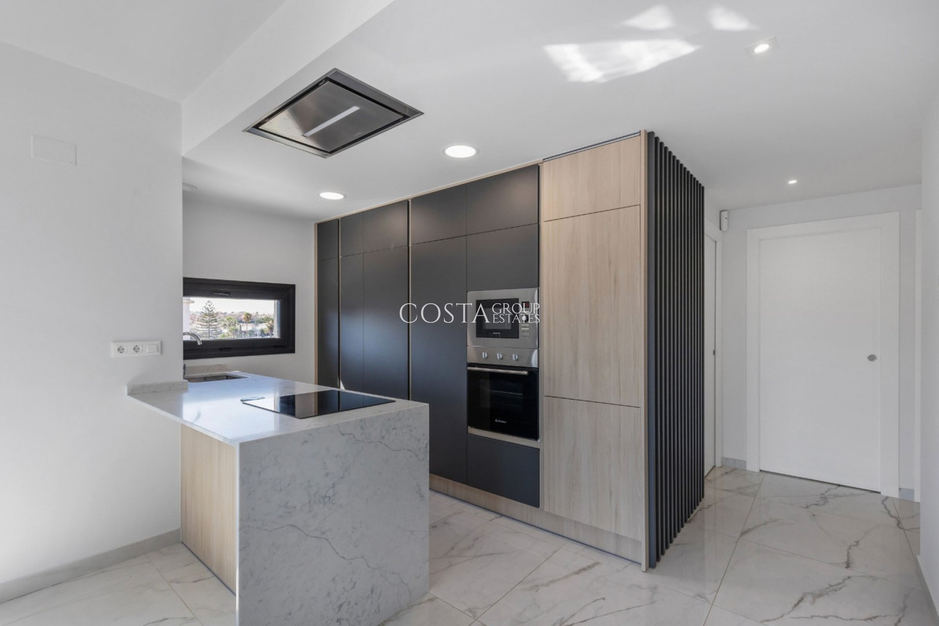 Resale - Apartments -
Orihuela - Playa Flamenca