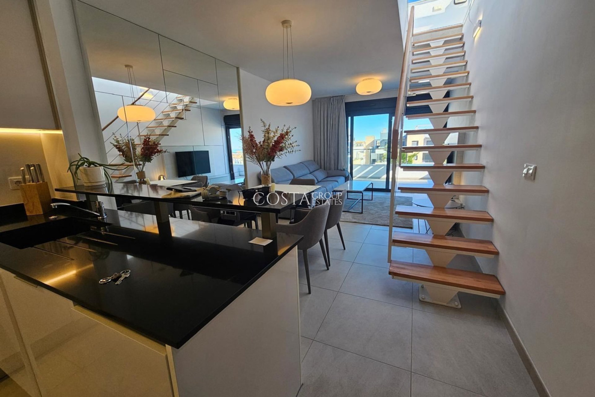 Resale - Apartments -
Orihuela - Playa Flamenca