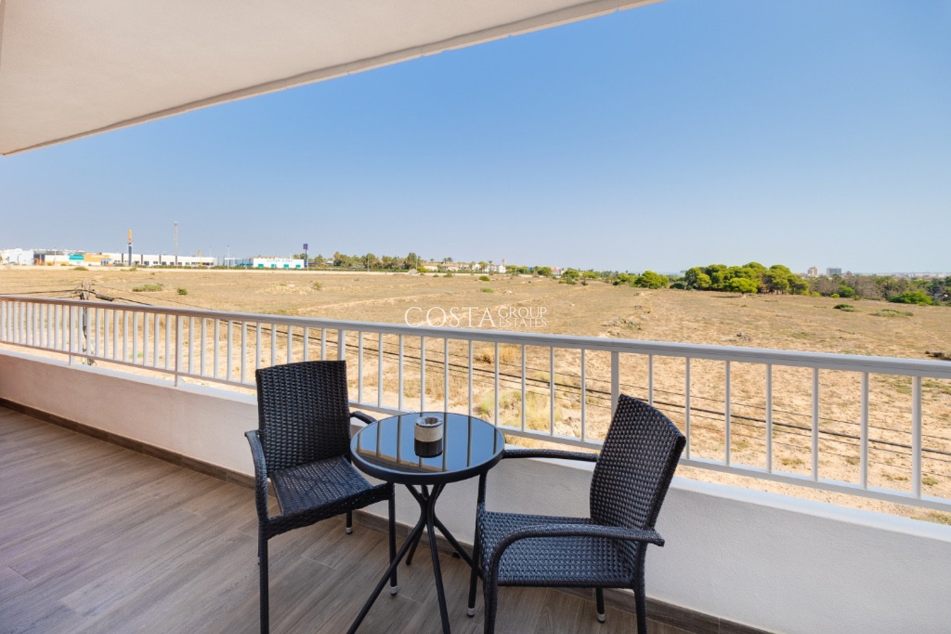 Resale - Apartments -
Orihuela - Punta Prima