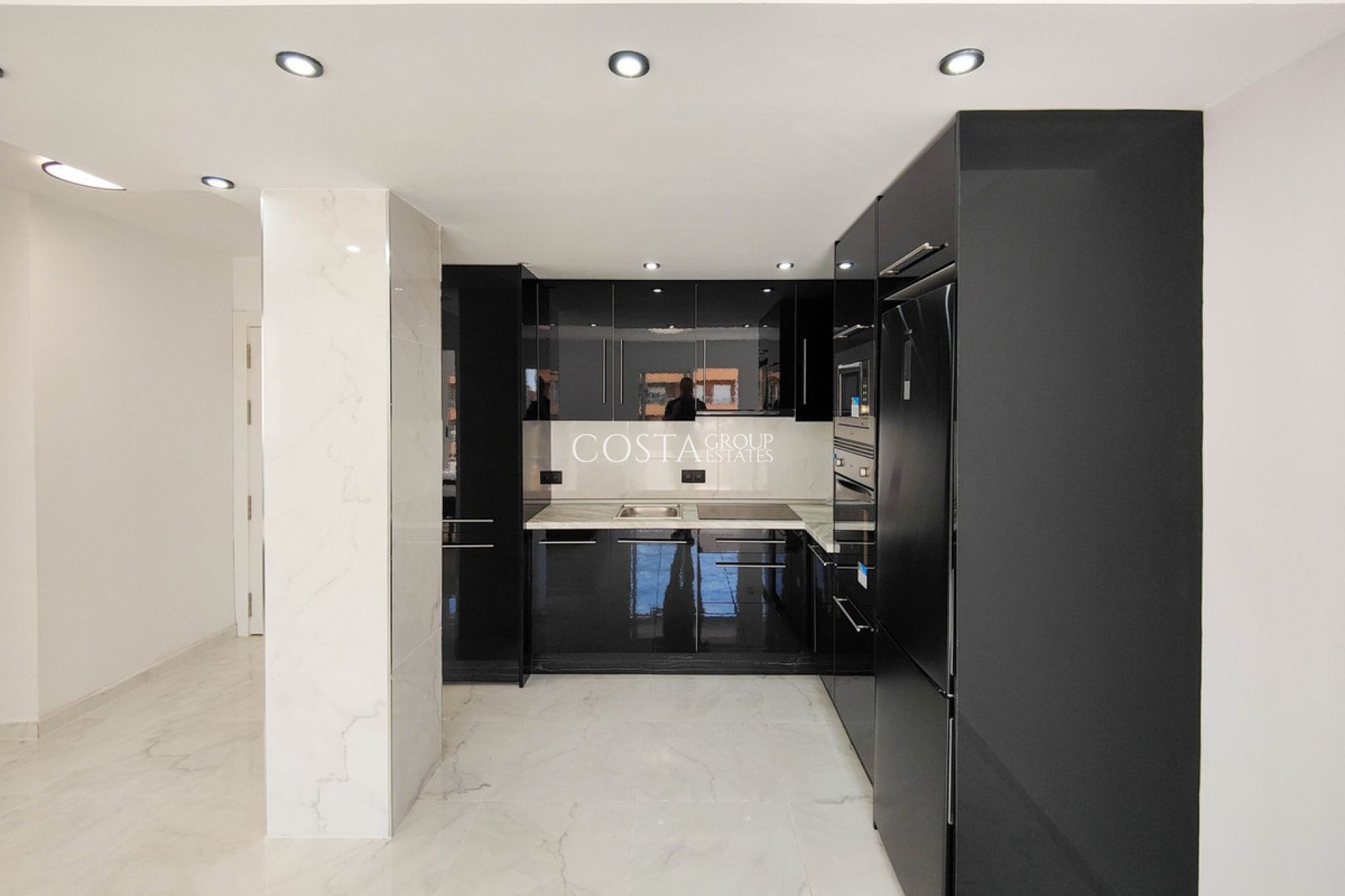 Resale - Apartments -
Orihuela - Punta Prima