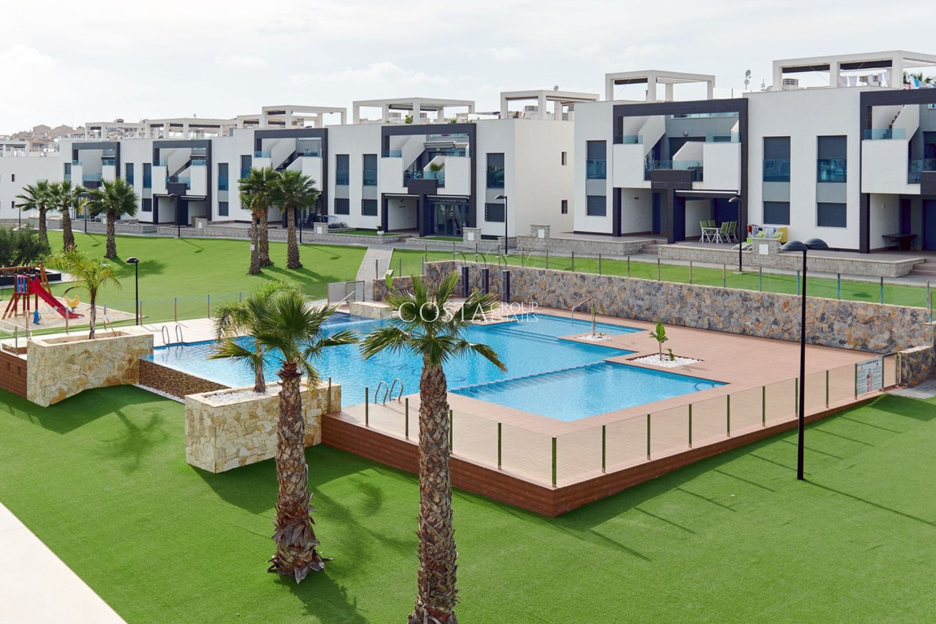 Resale - Apartments -
Orihuela - Punta Prima