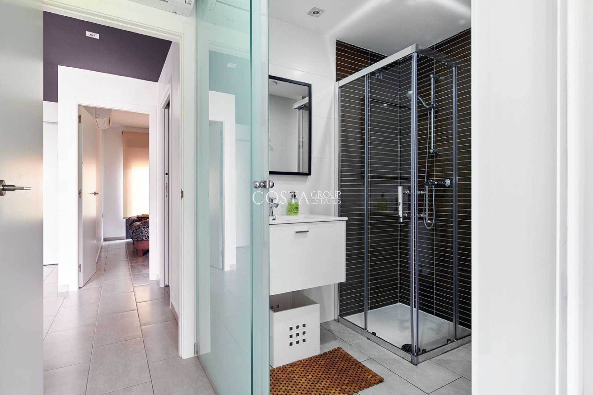 Resale - Apartments -
Orihuela - Punta Prima