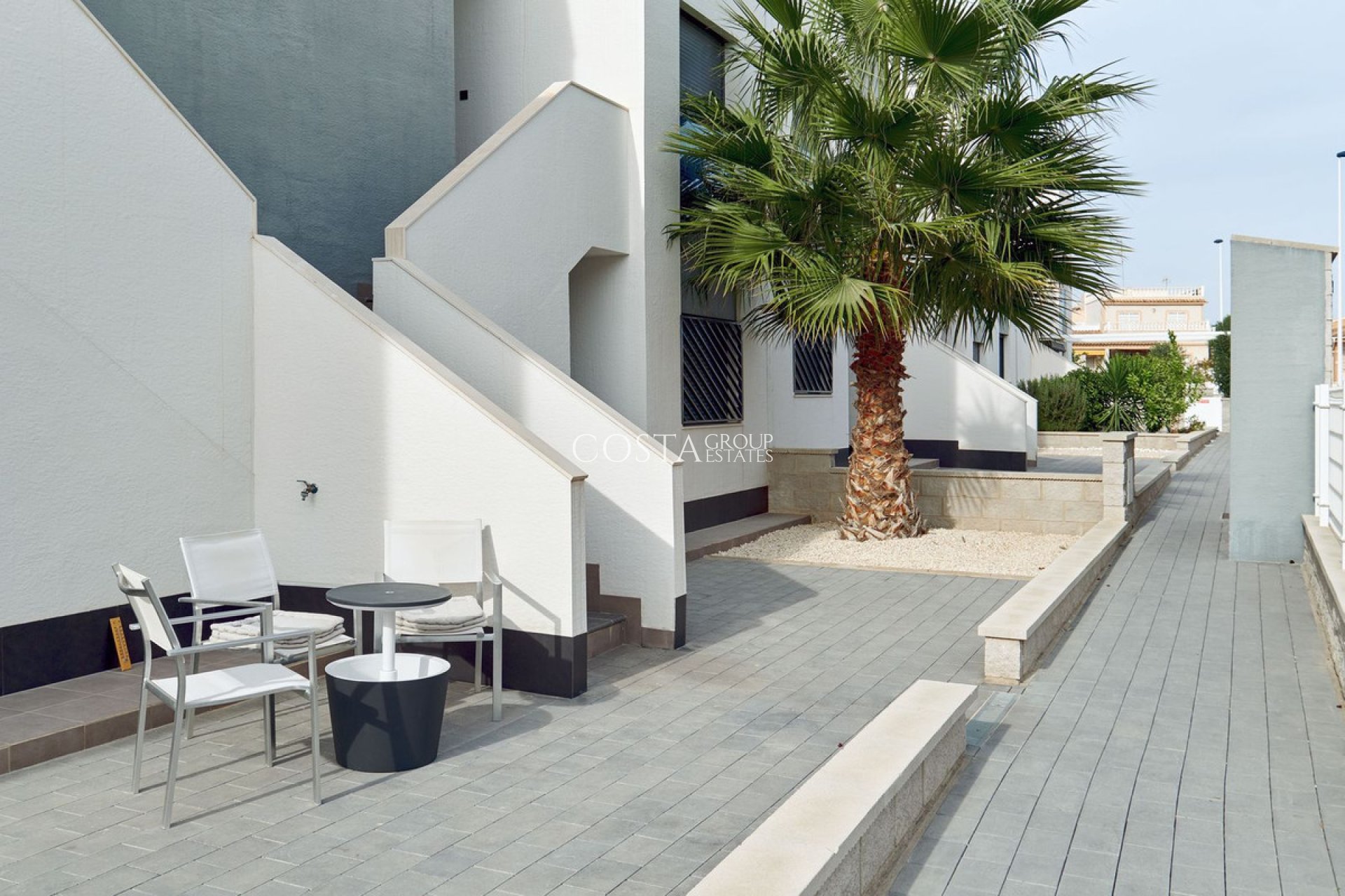 Resale - Apartments -
Orihuela - Punta Prima