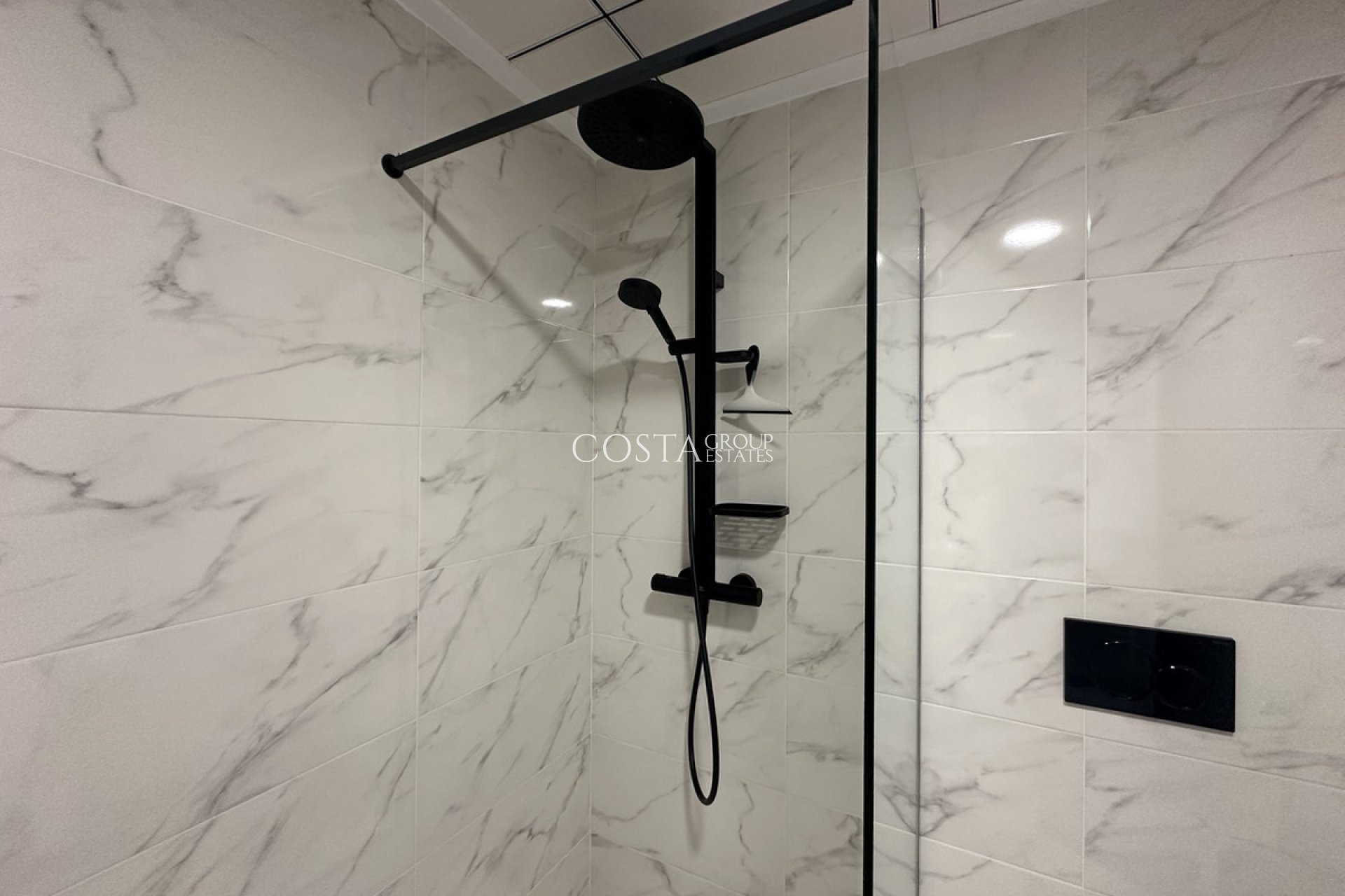 Resale - Apartments -
Orihuela - Punta Prima