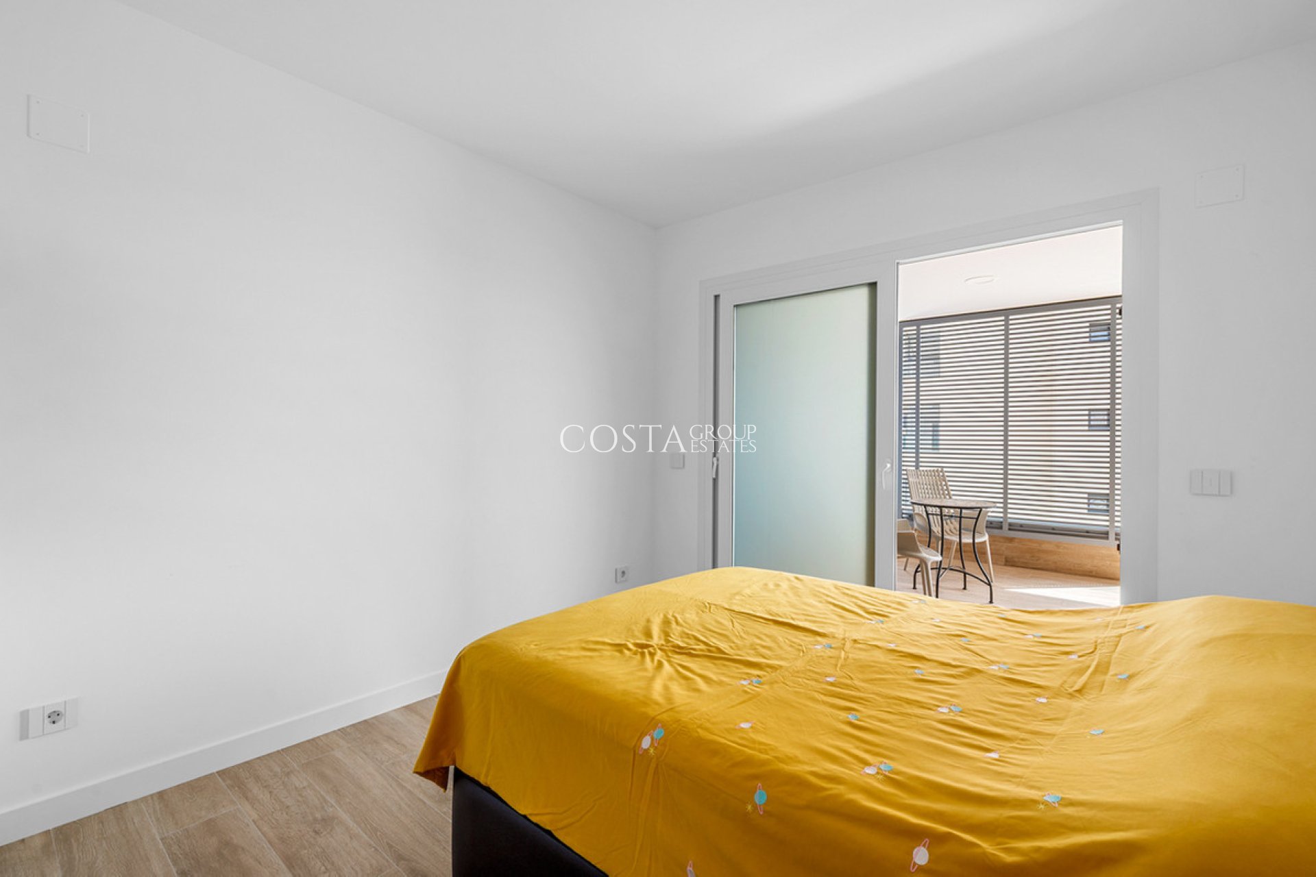 Resale - Apartments -
Orihuela - Punta Prima