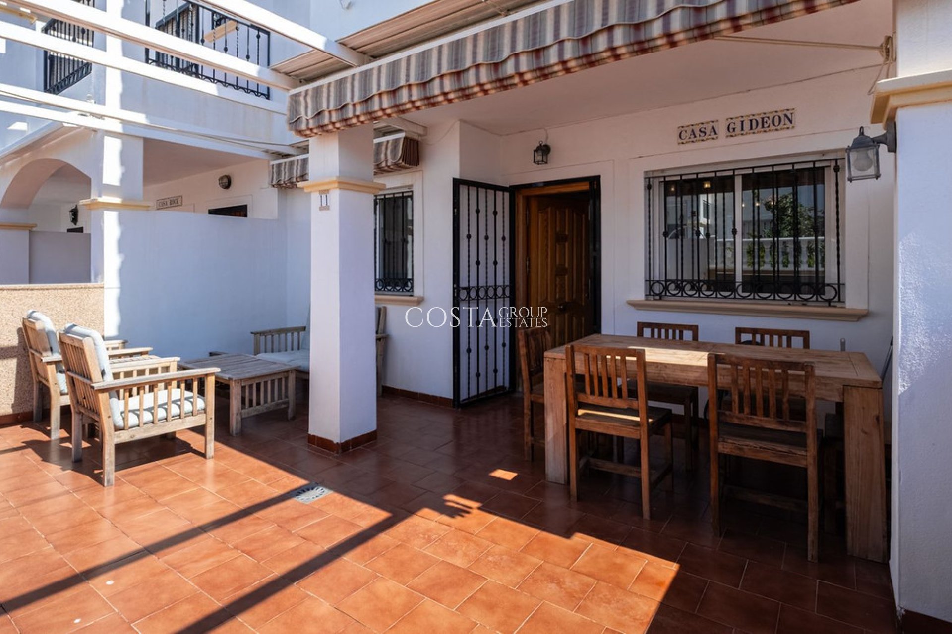 Resale - Apartments -
Orihuela - Punta Prima