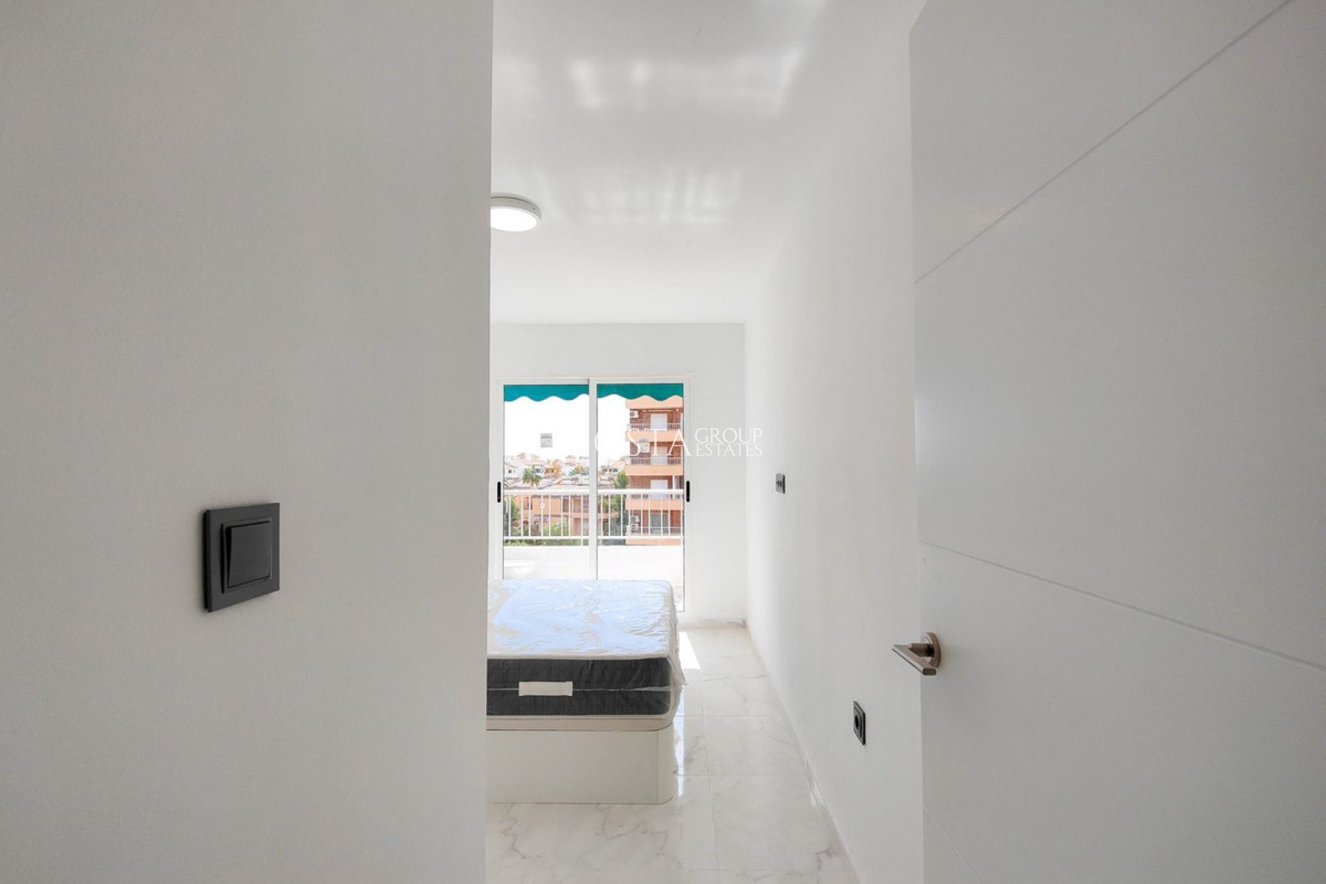 Resale - Apartments -
Orihuela - Punta Prima