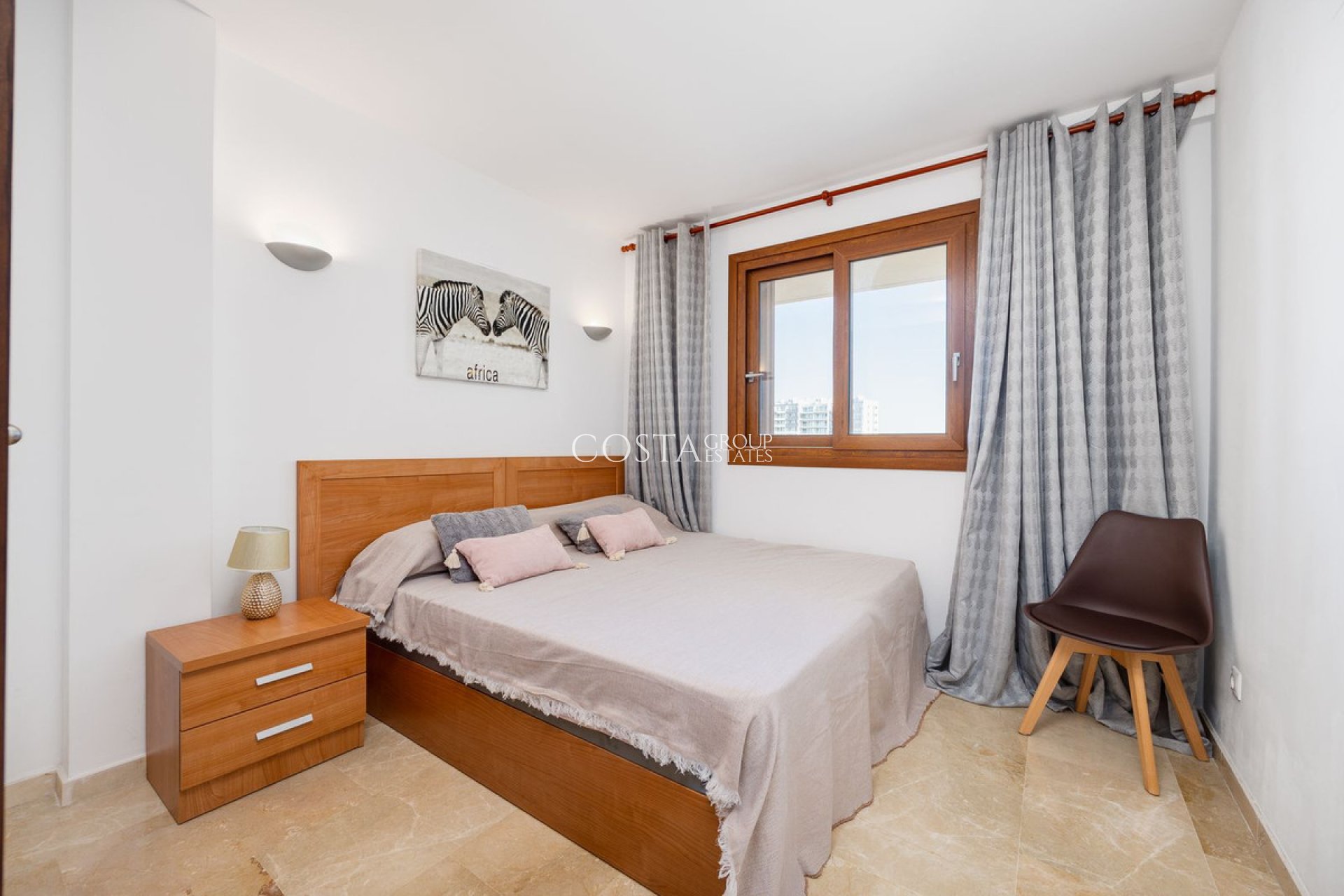 Resale - Apartments -
Orihuela - Punta Prima