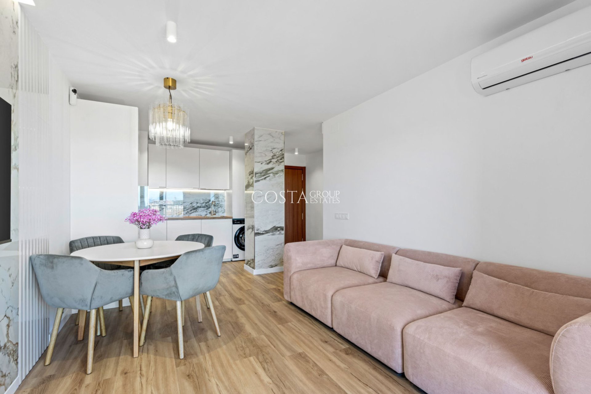 Resale - Apartments -
Orihuela - Punta Prima