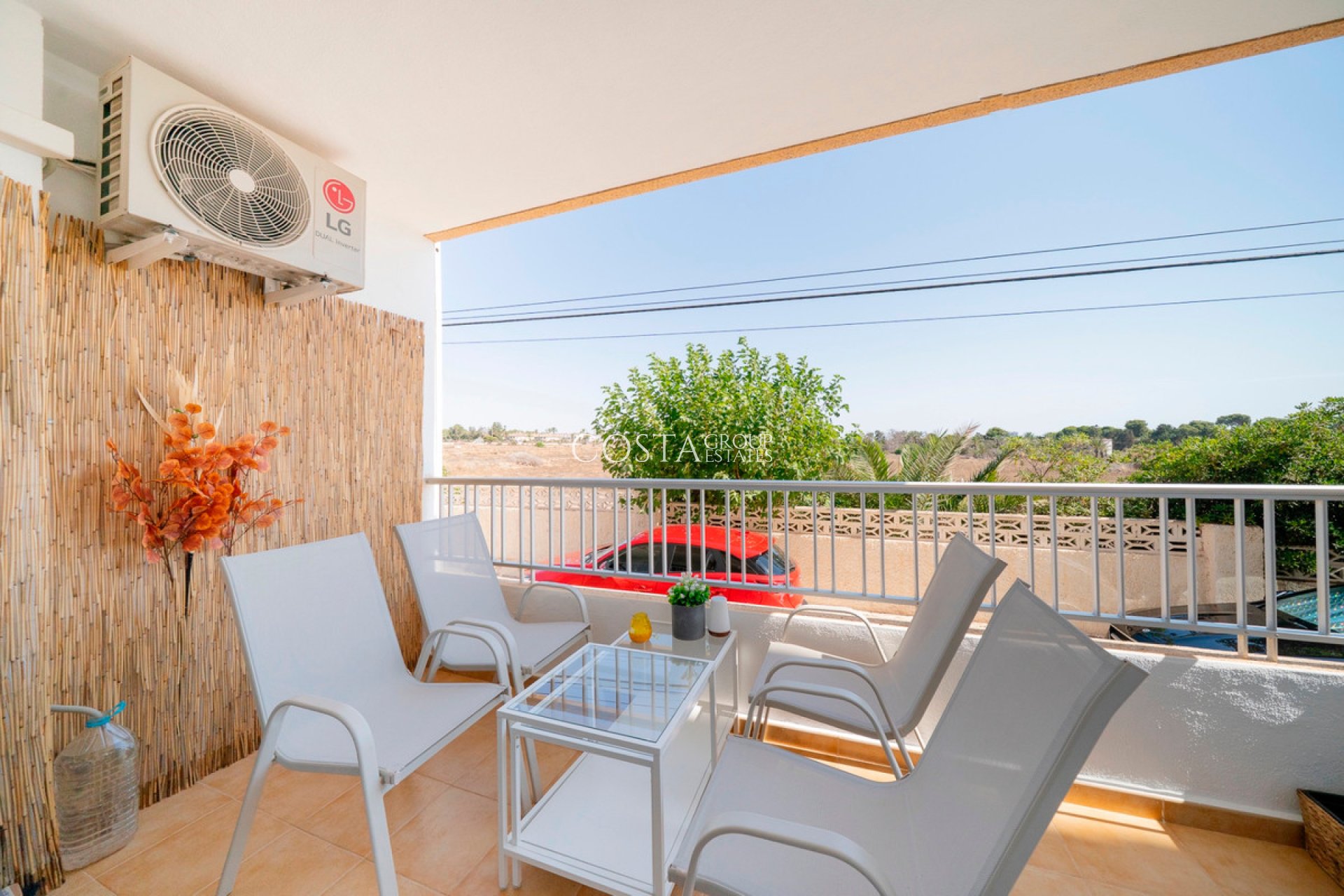 Resale - Apartments -
Orihuela - Punta Prima