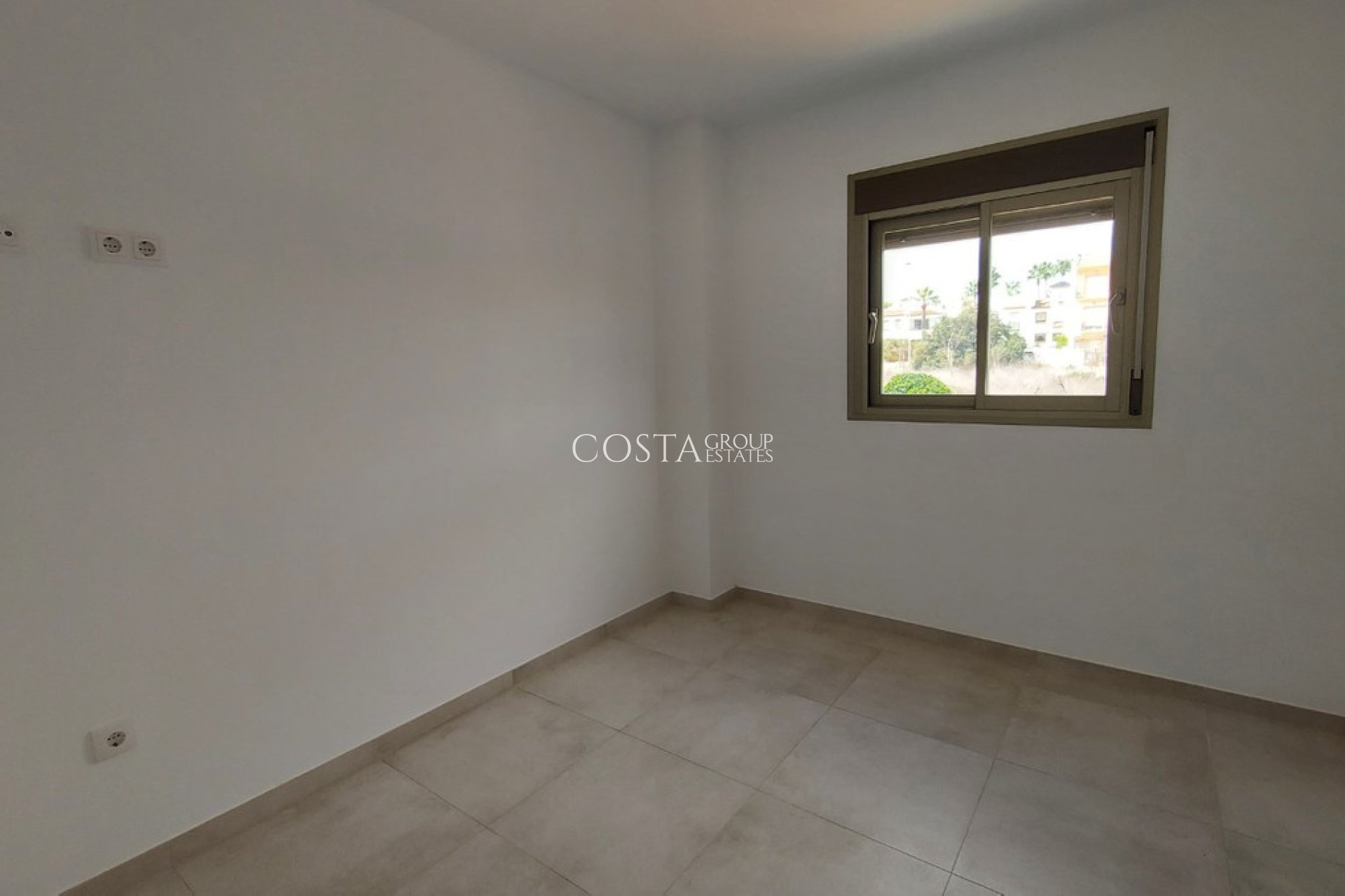 Resale - Apartments -
Orihuela - Villamartin
