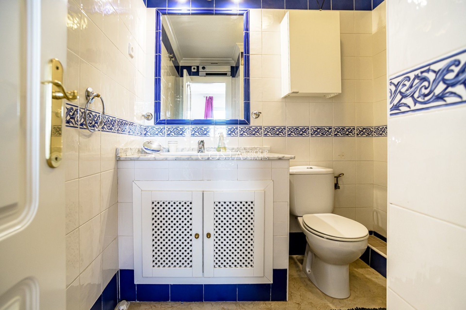 Resale - Apartments -
Orihuela - Villamartin