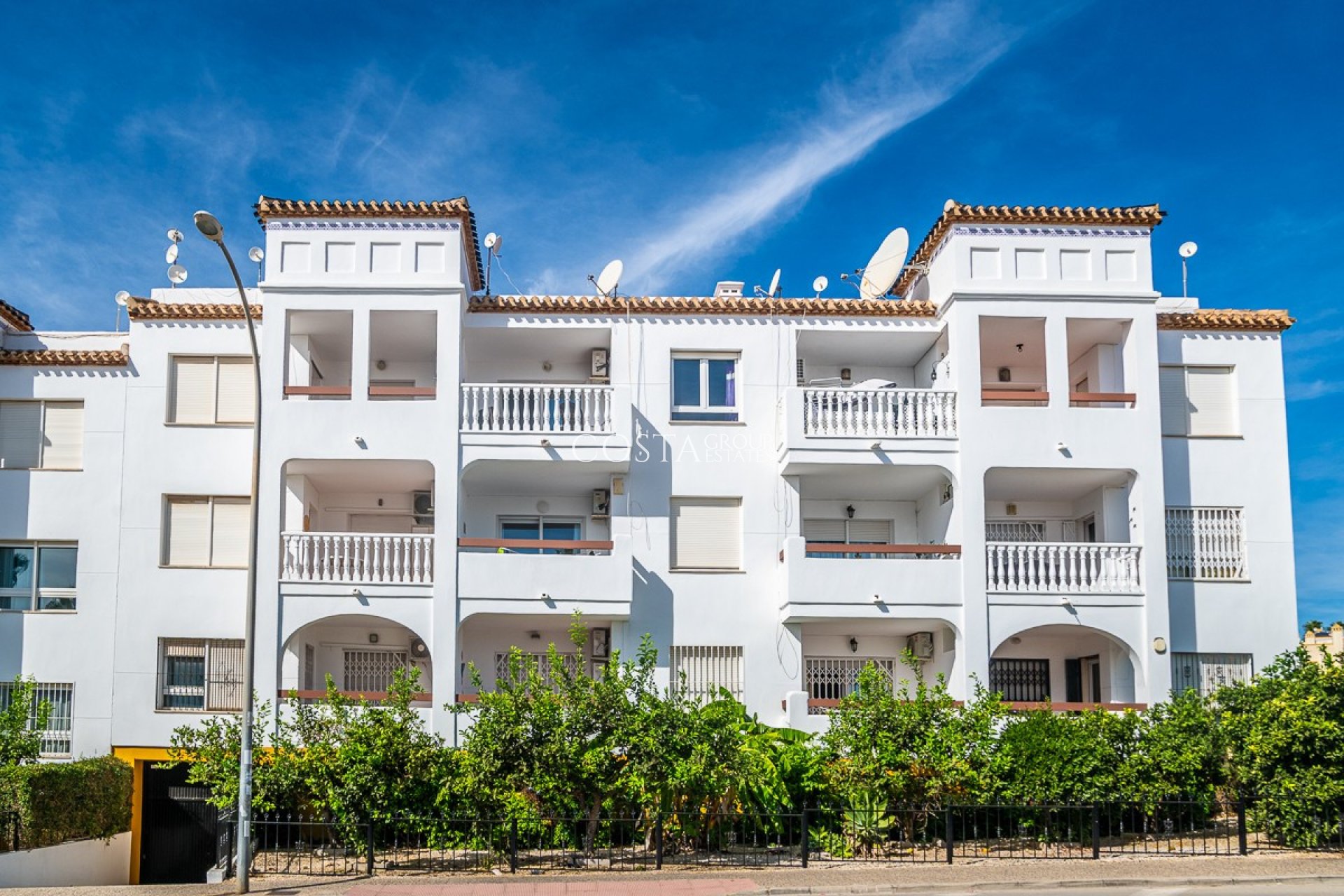Resale - Apartments -
Orihuela - Villamartin