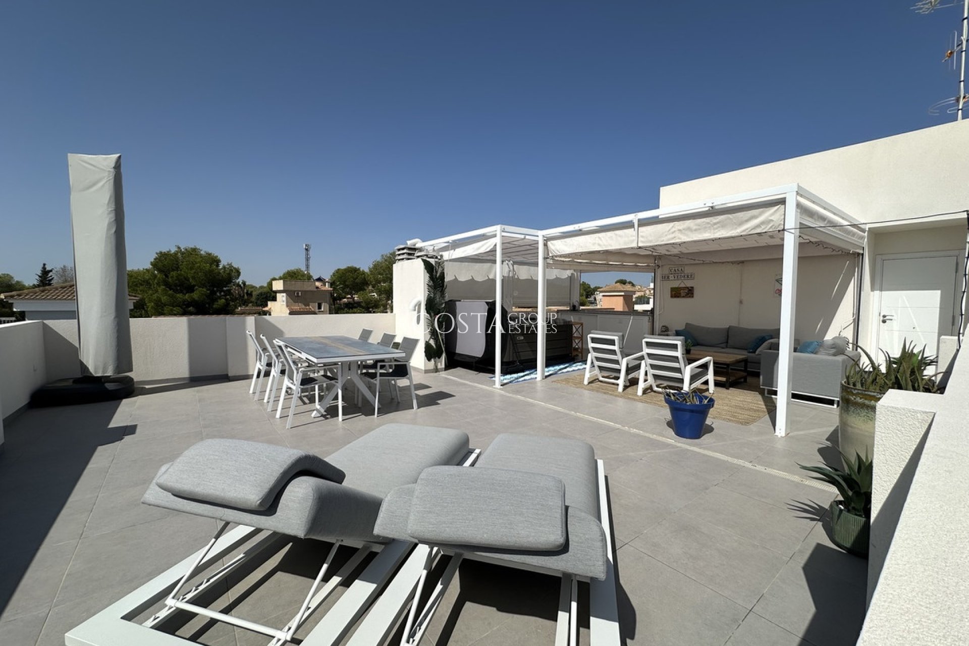 Resale - Apartments -
Orihuela - Villamartin