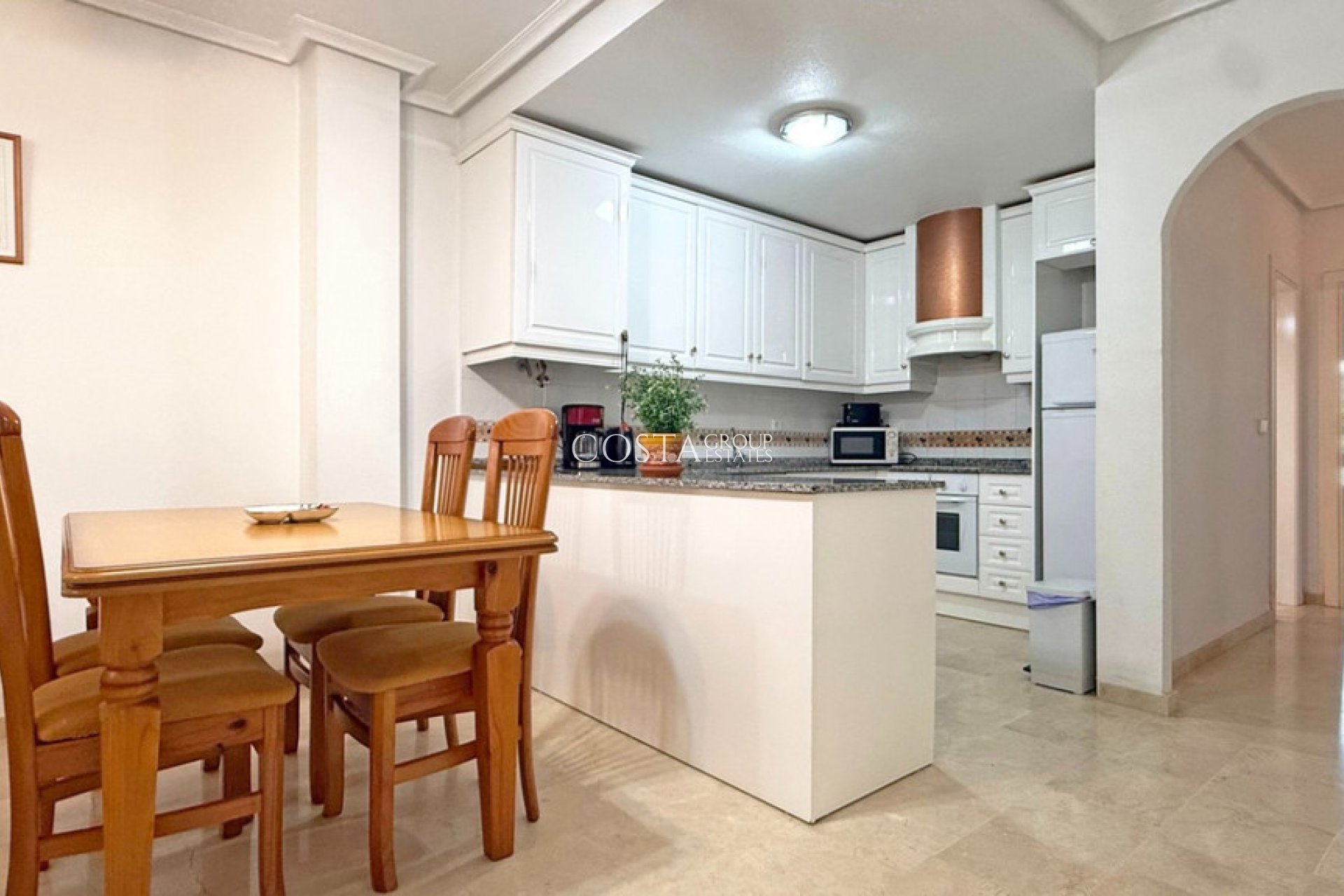 Resale - Apartments -
Orihuela - Villamartin