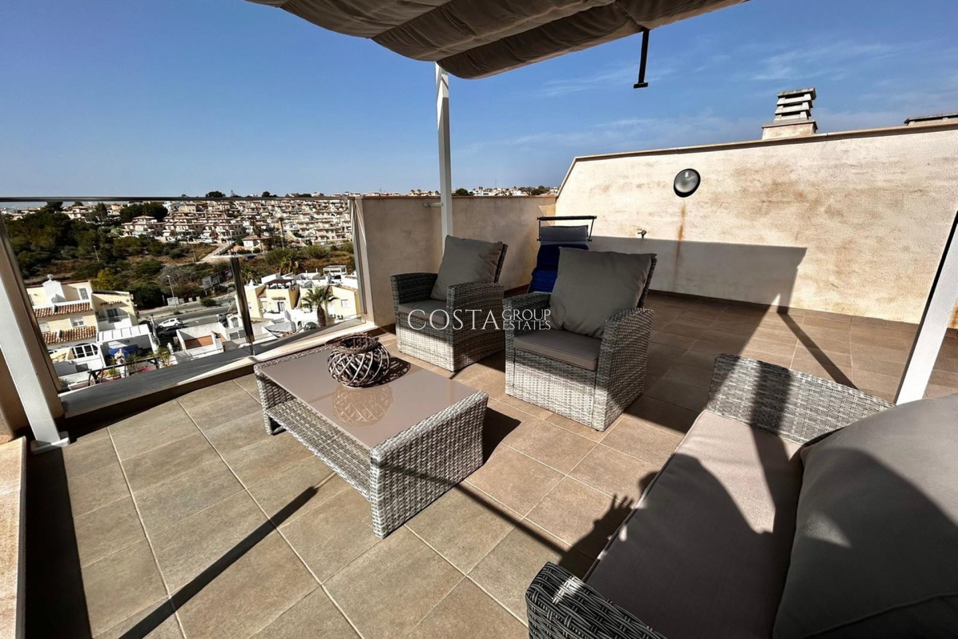 Resale - Apartments -
Orihuela - Villamartin