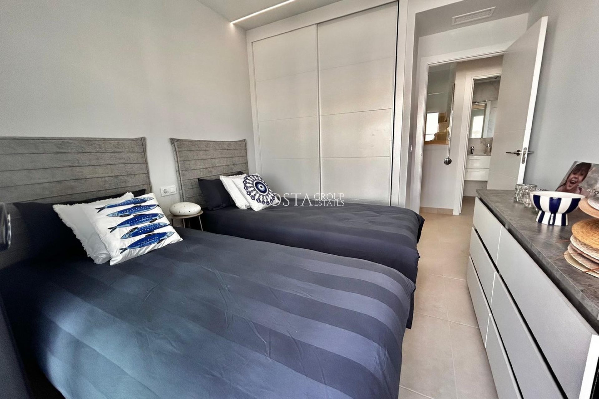 Resale - Apartments -
Orihuela - Villamartin