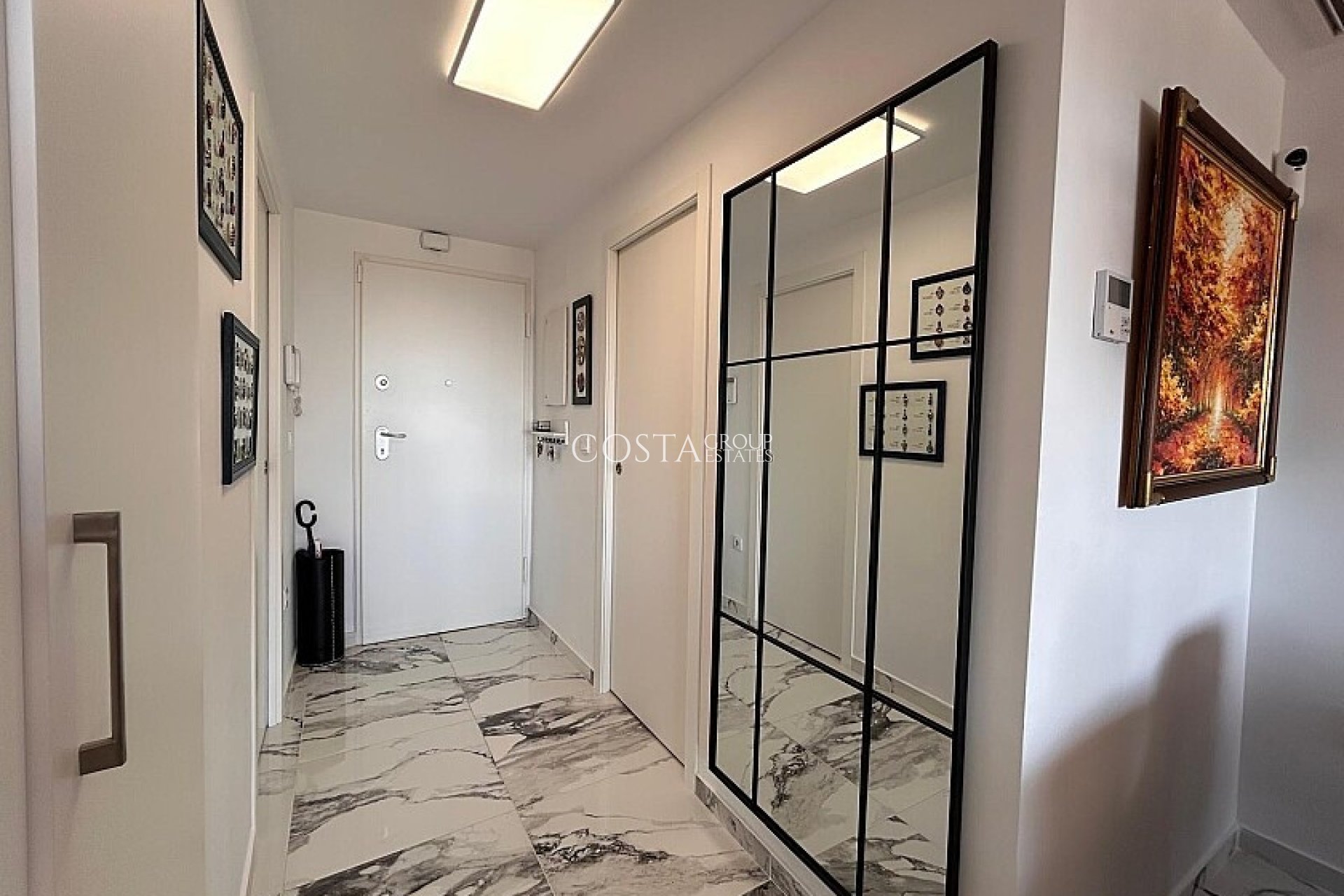 Resale - Apartments -
Orihuela - Villamartin