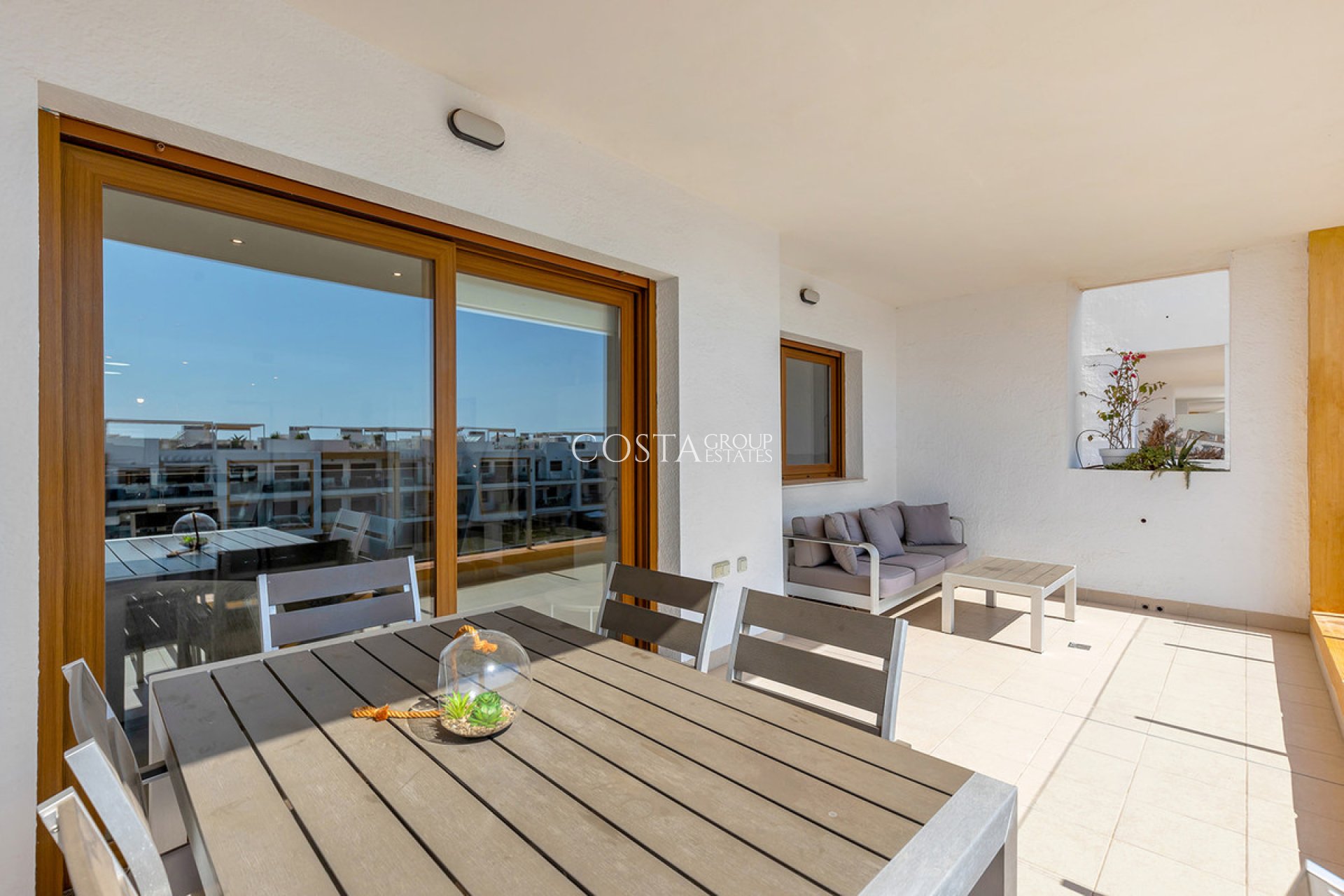 Resale - Apartments -
Orihuela - Villamartin