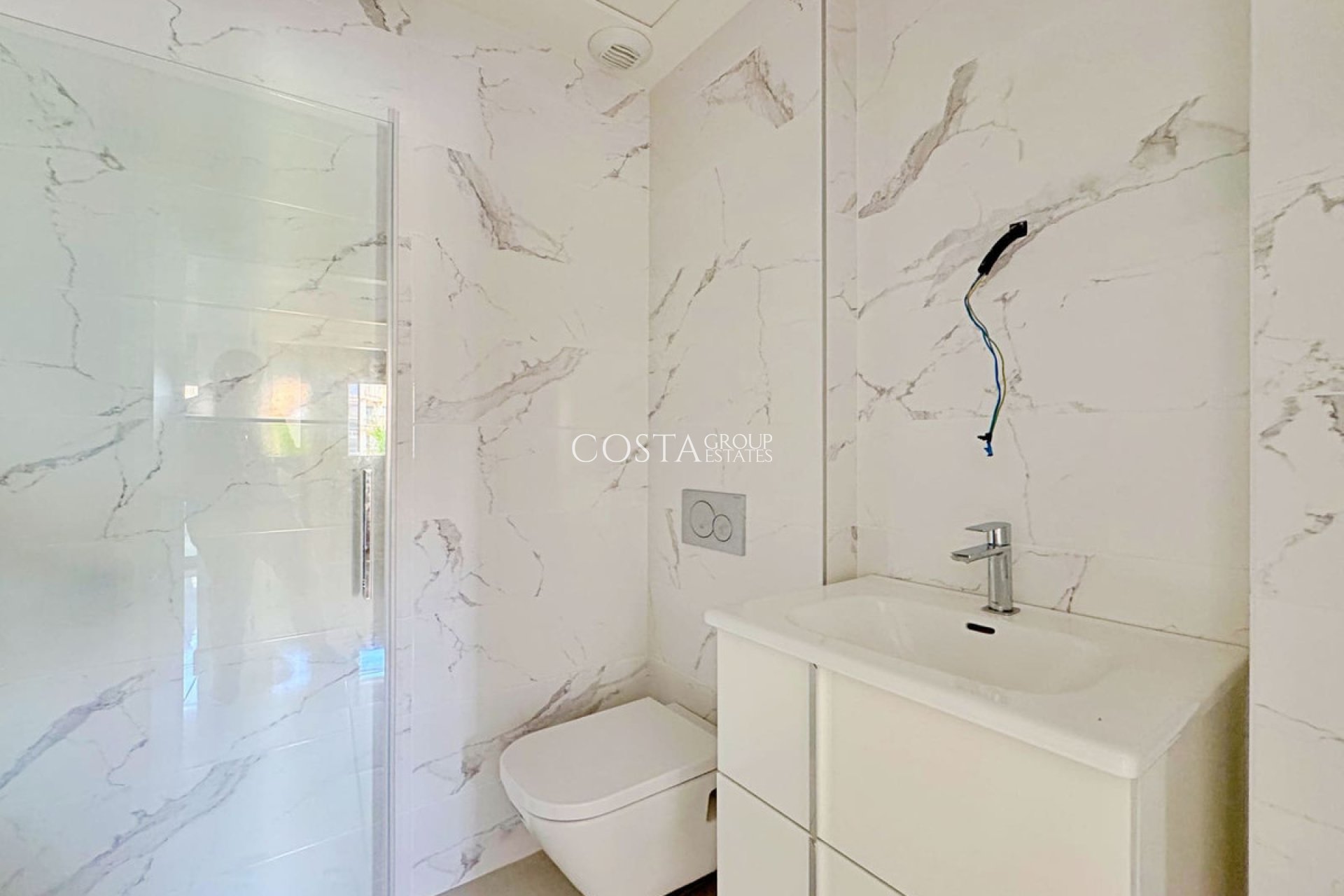 Resale - Apartments -
Orihuela - Villamartin