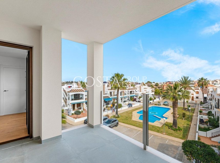 Resale - Apartments -
Orihuela - Villamartin