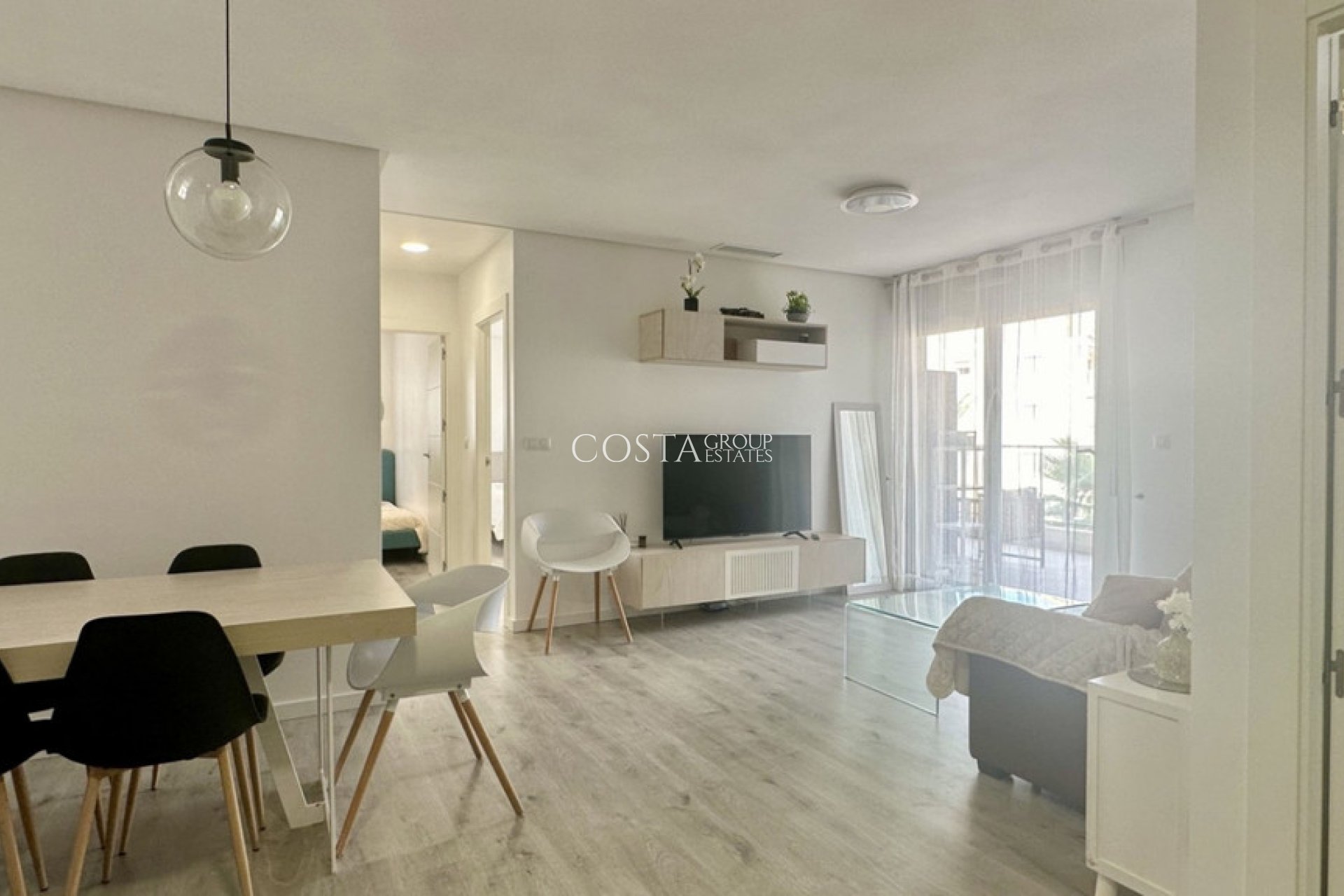 Resale - Apartments -
Orihuela - Villamartin