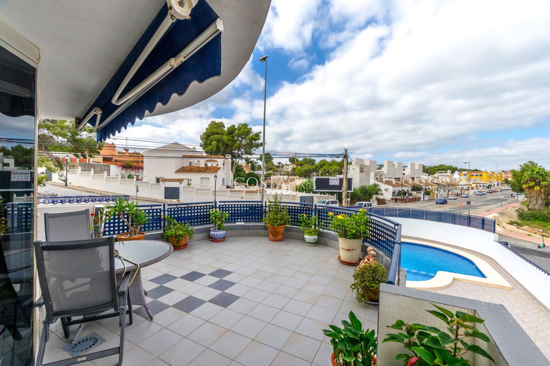 Resale - Apartments -
Orihuela - Villamartin