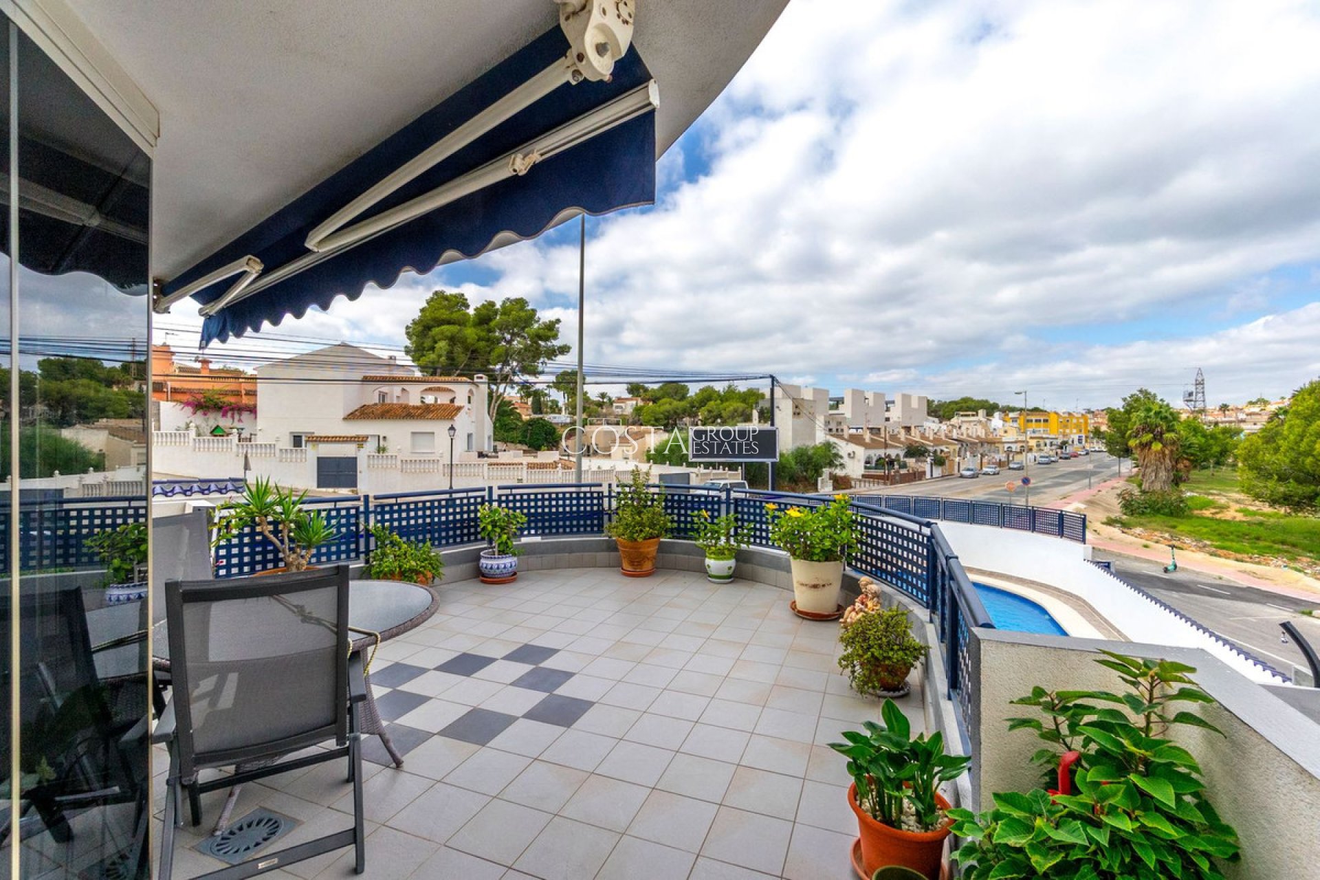 Resale - Apartments -
Orihuela - Villamartin