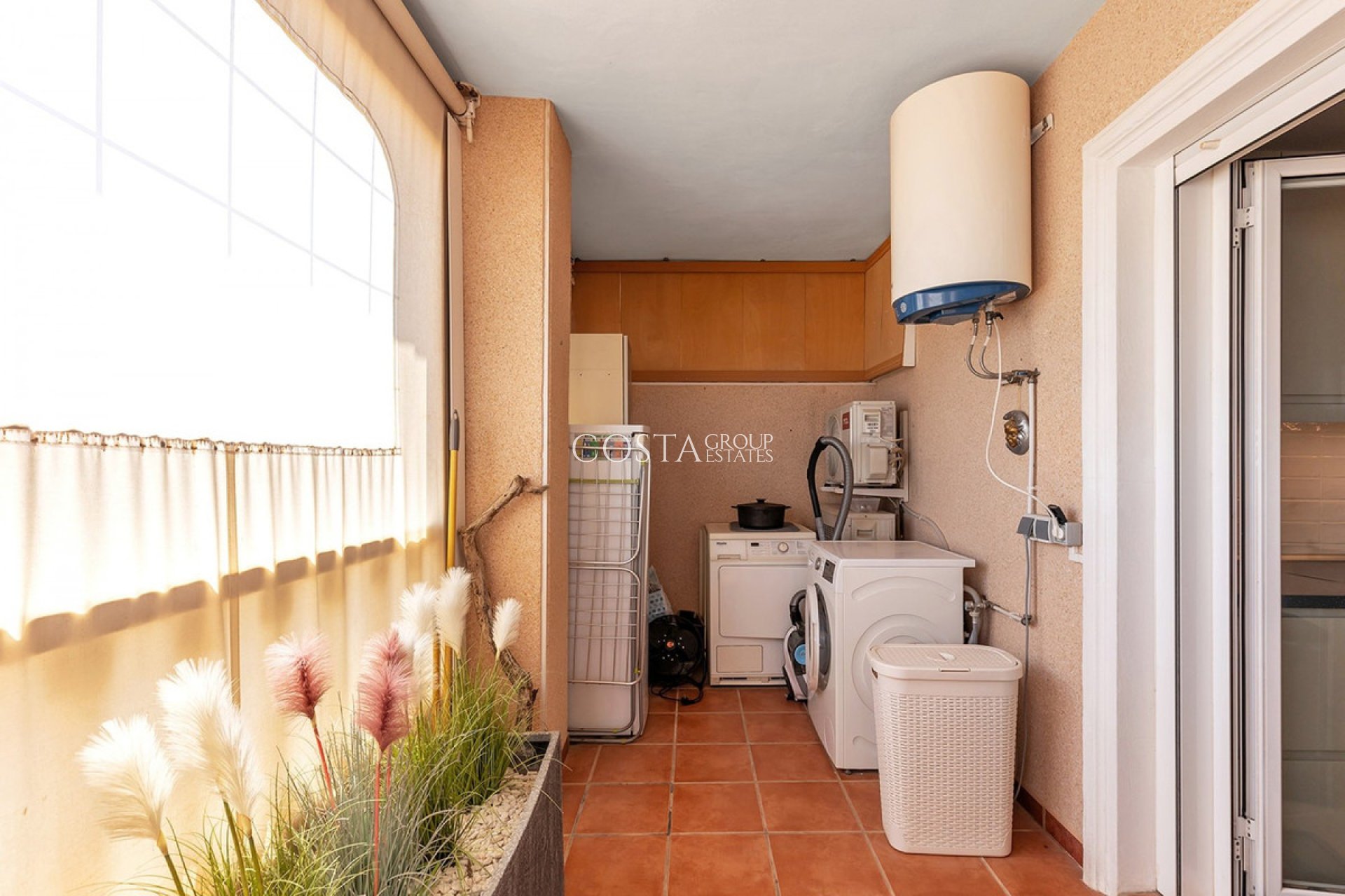 Resale - Apartments -
Orihuela - Villamartin