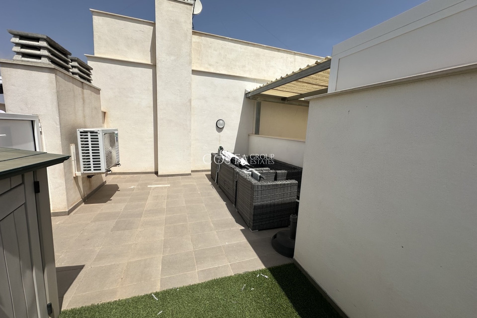 Resale - Apartments -
Orihuela - Villamartin