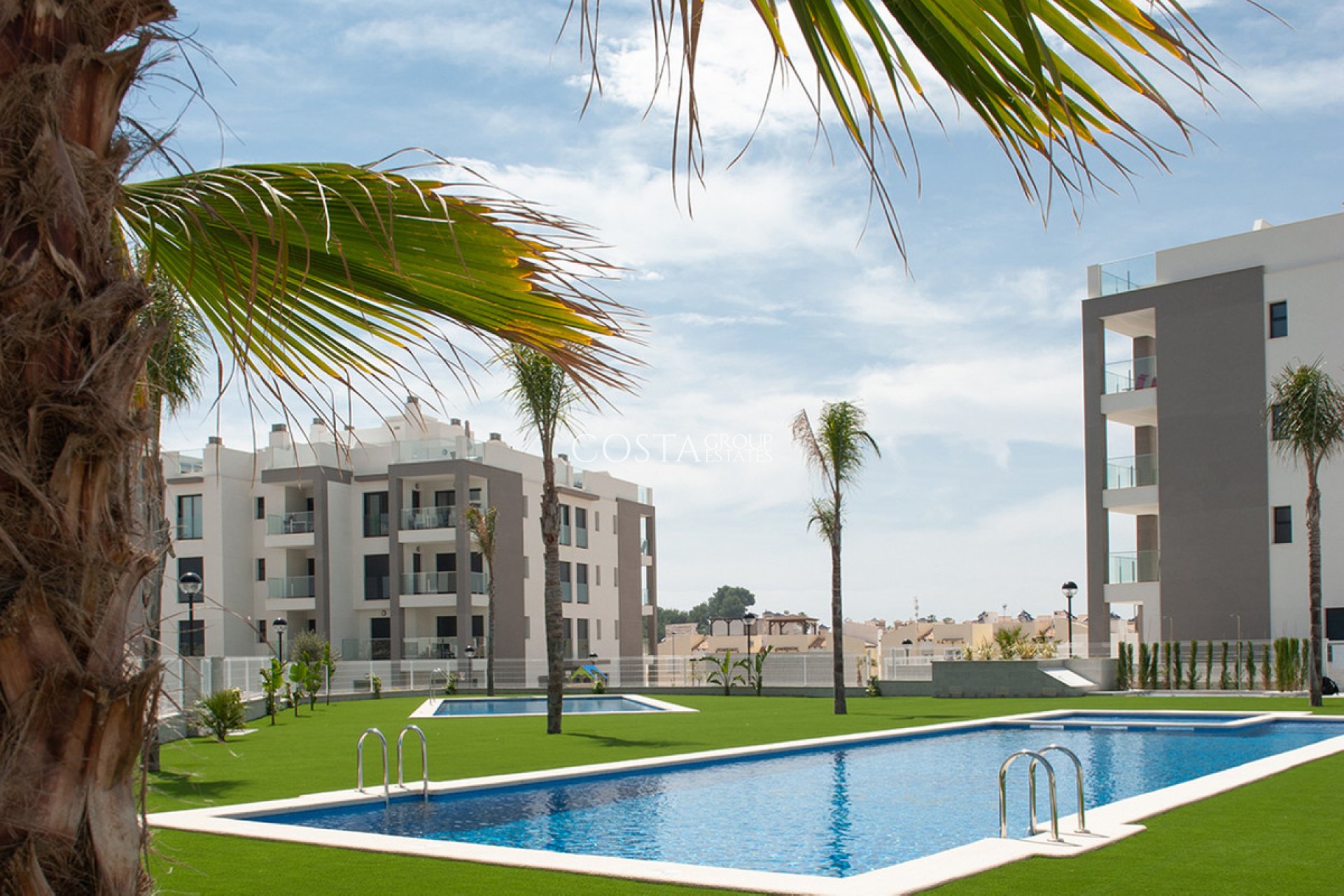 Resale - Apartments -
Orihuela - Villamartin