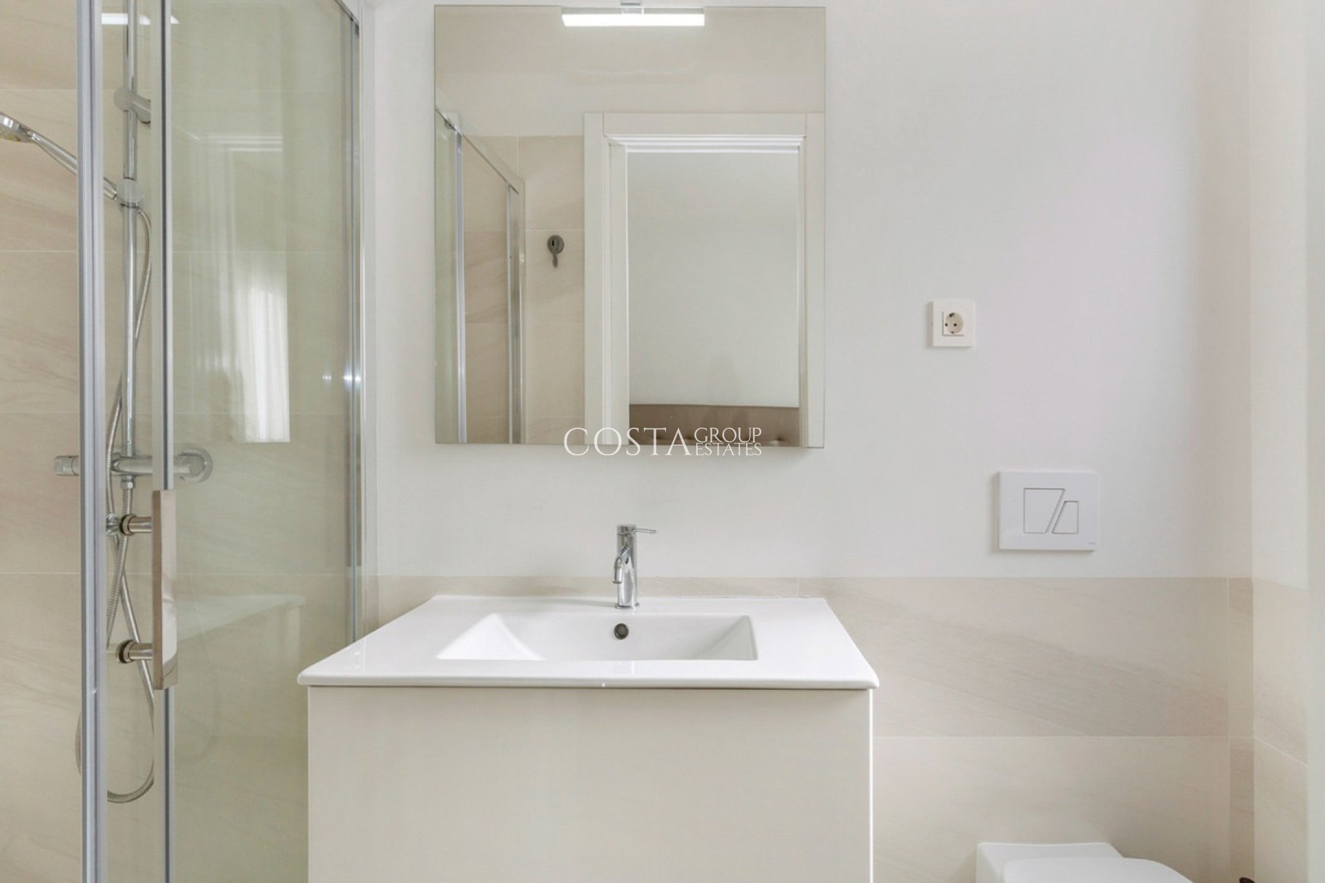 Resale - Apartments -
Orihuela - Villamartin