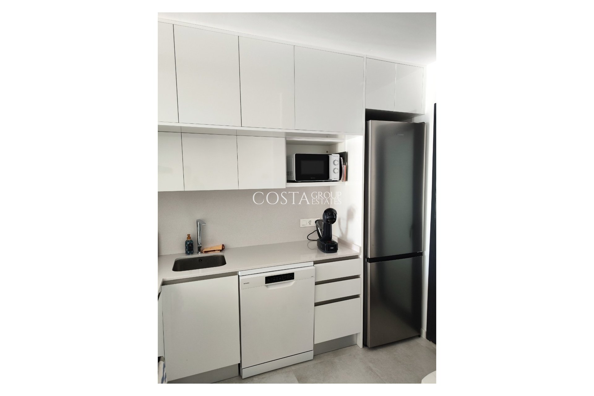 Resale - Apartments -
Pilar de la Horadada - El Mojón