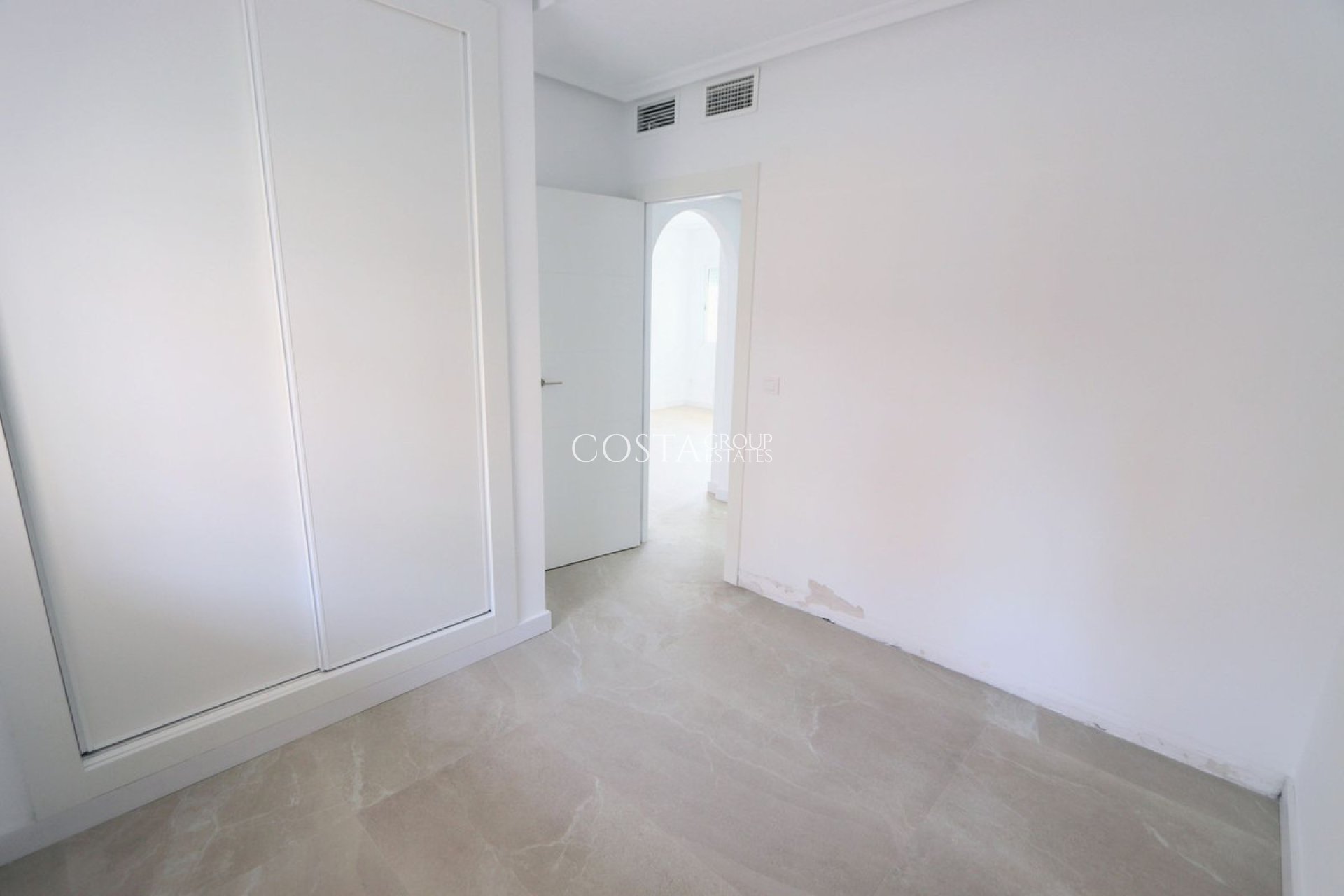 Resale - Apartments -
Pilar de la Horadada - Pilar De La Horadada