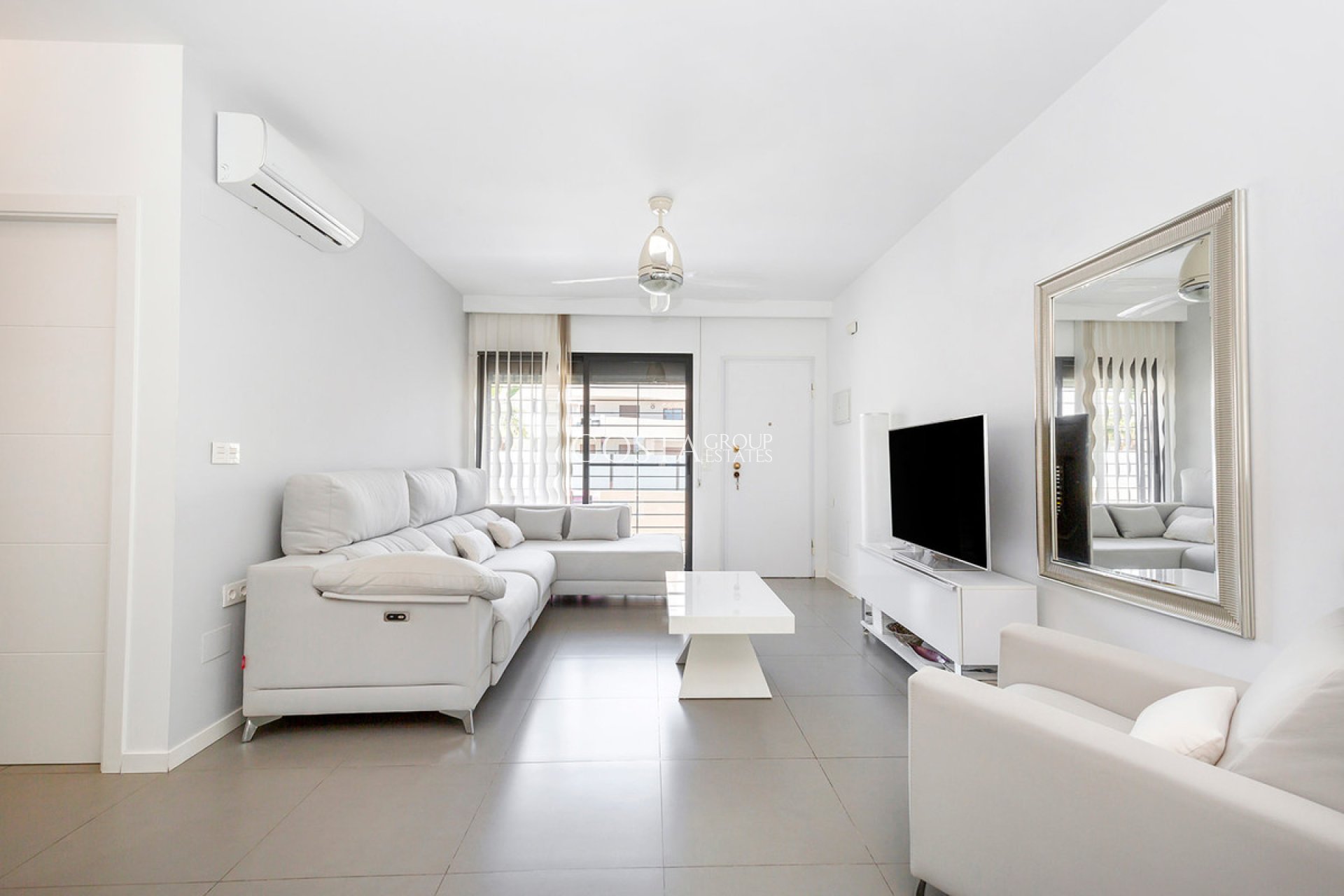 Resale - Apartments -
Pilar de la Horadada - Torre De La Horadada