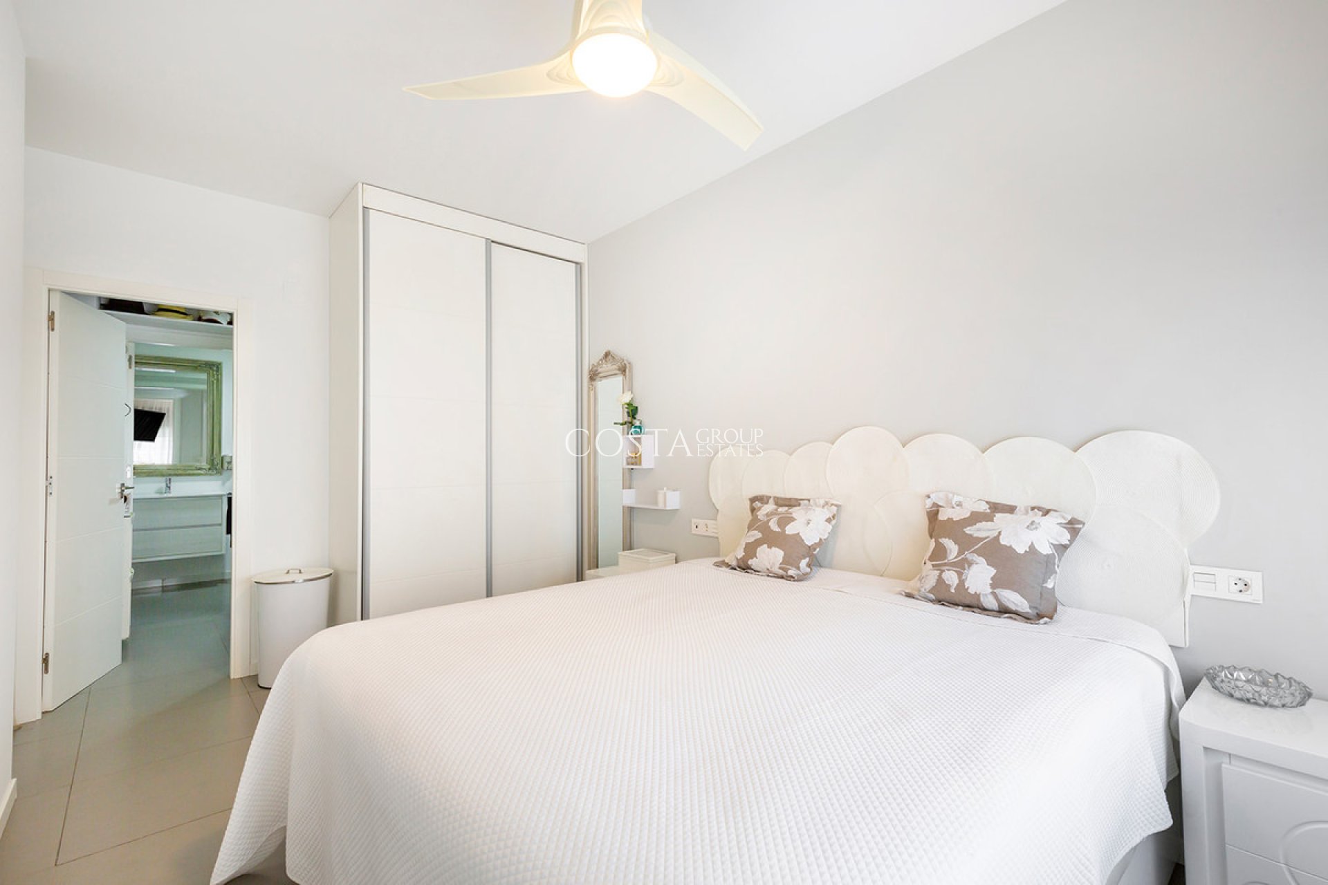 Resale - Apartments -
Pilar de la Horadada - Torre De La Horadada