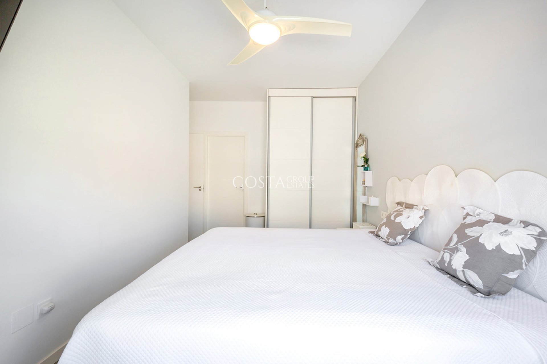 Resale - Apartments -
Pilar de la Horadada - Torre De La Horadada