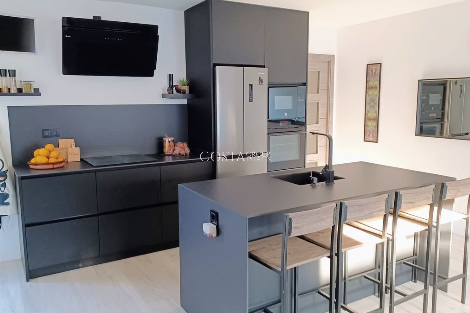 Resale - Apartments -
Pilar de la Horadada - Torre De La Horadada