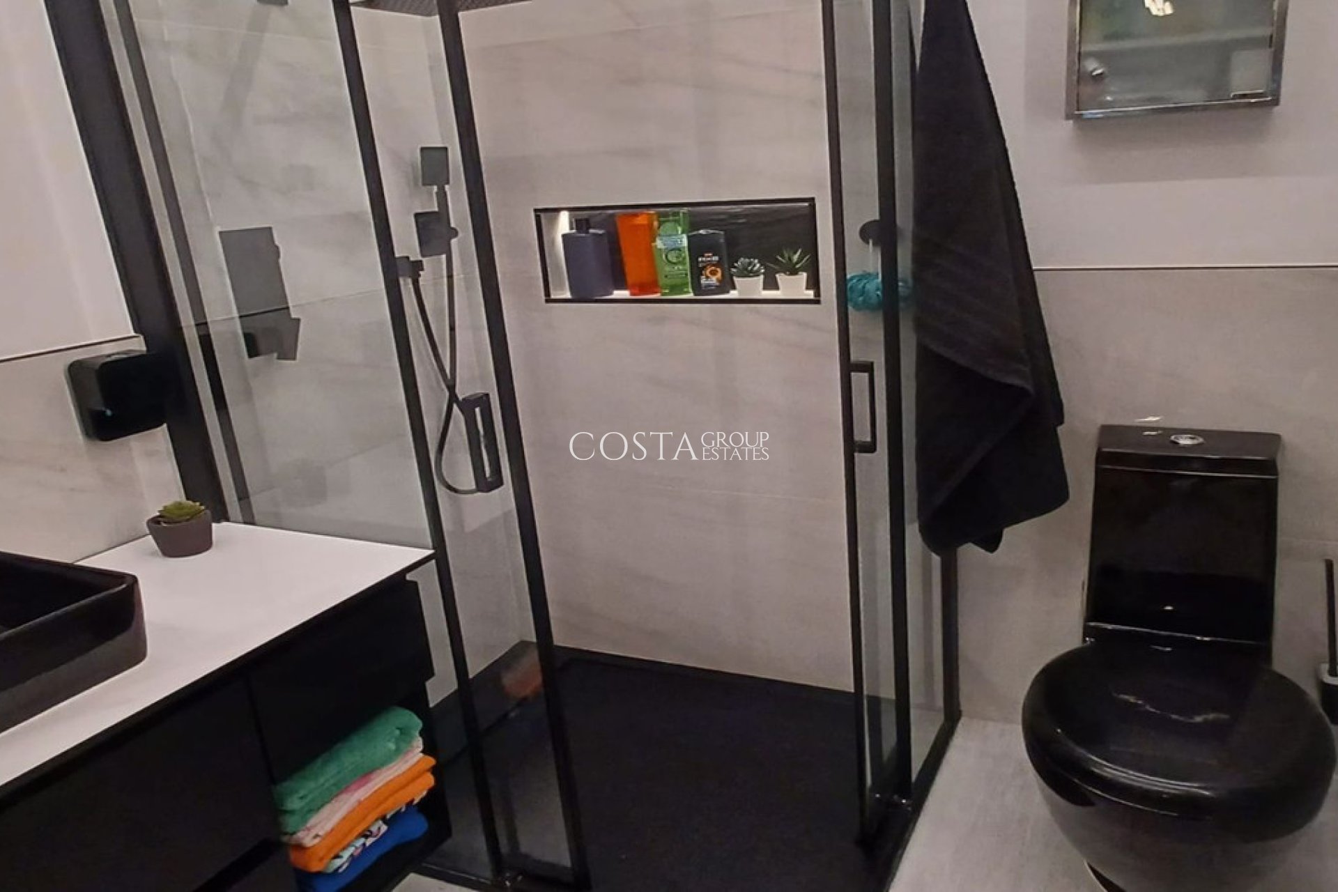 Resale - Apartments -
Pilar de la Horadada - Torre De La Horadada